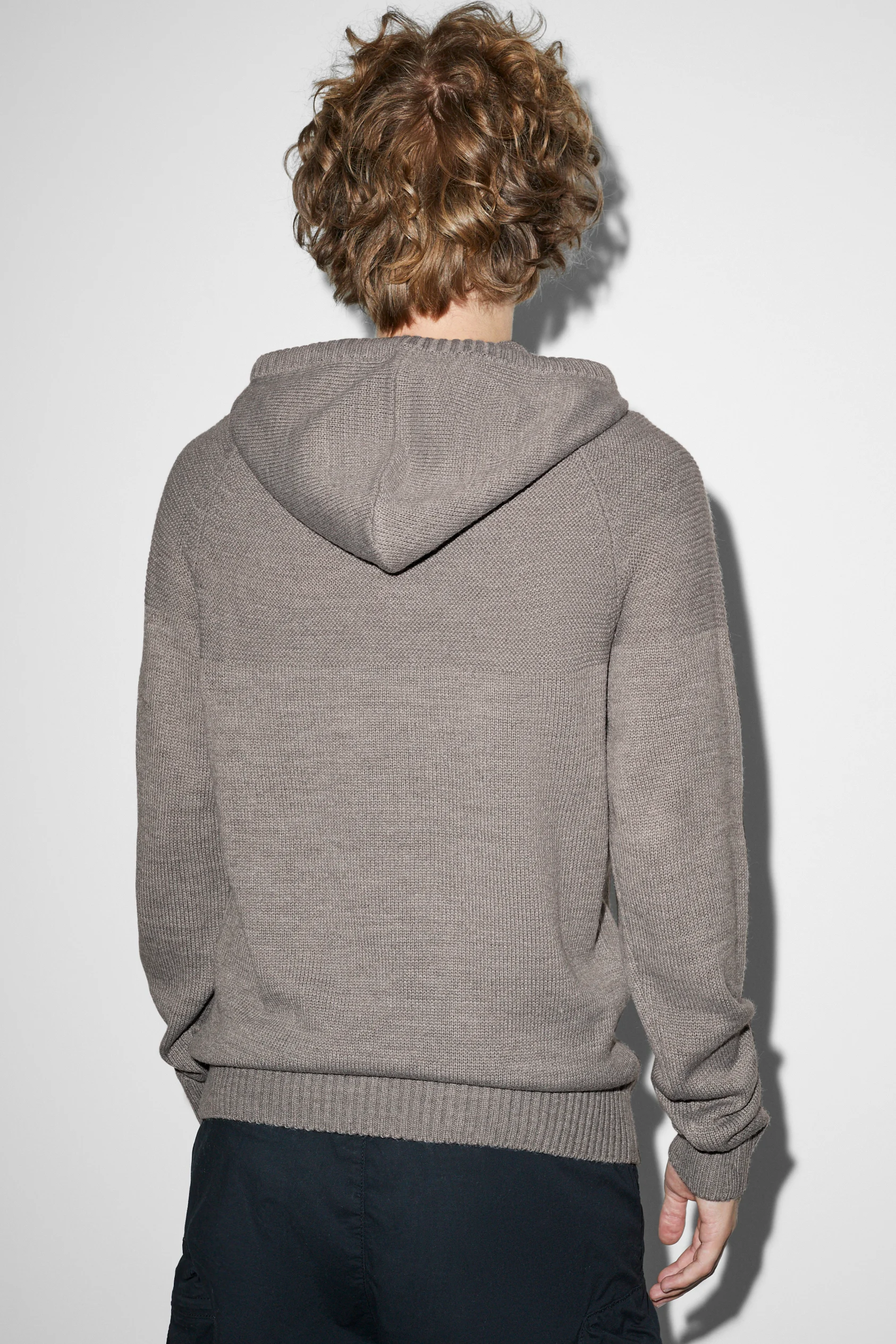Hooded jumper