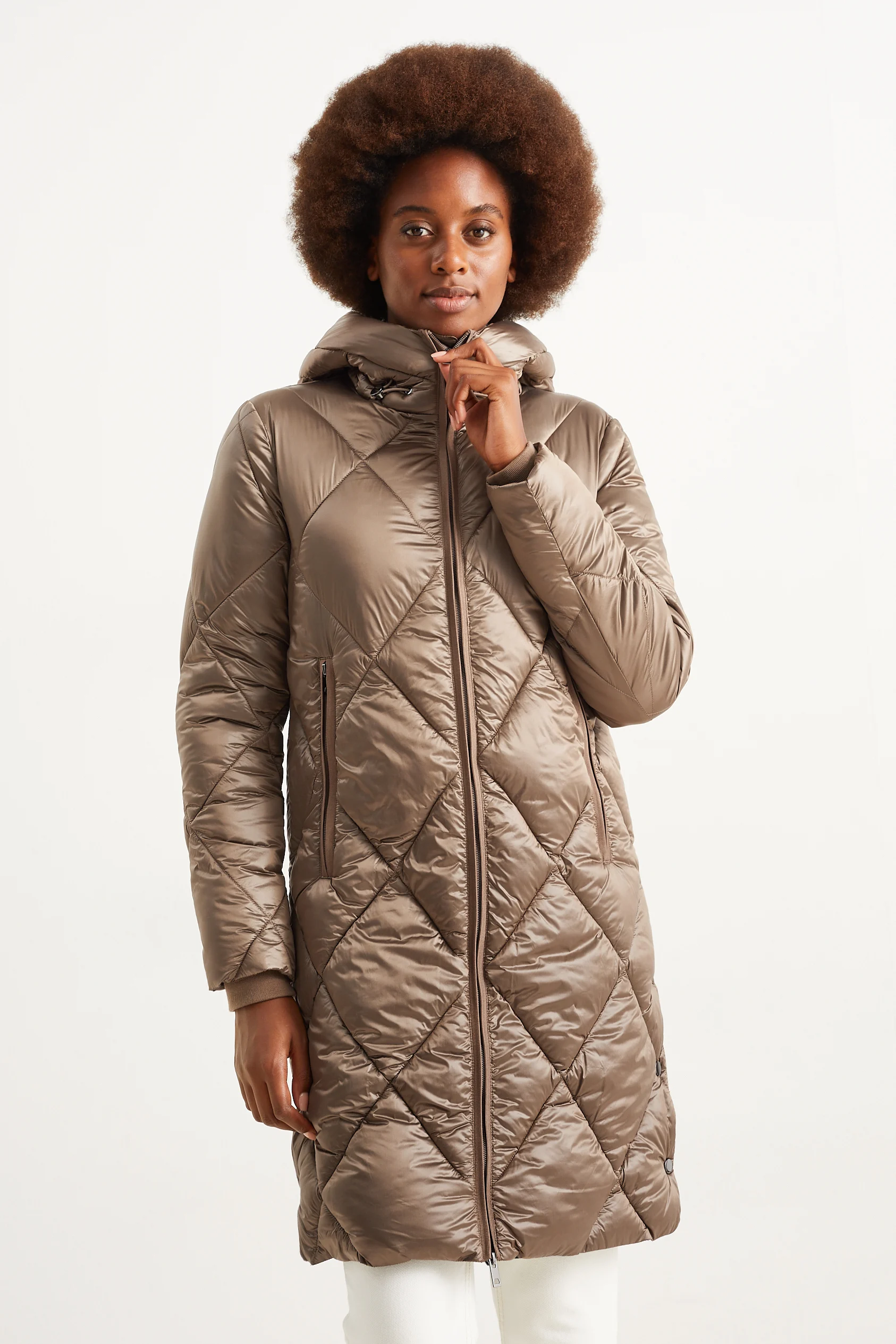 Quilted coat with hood - shiny