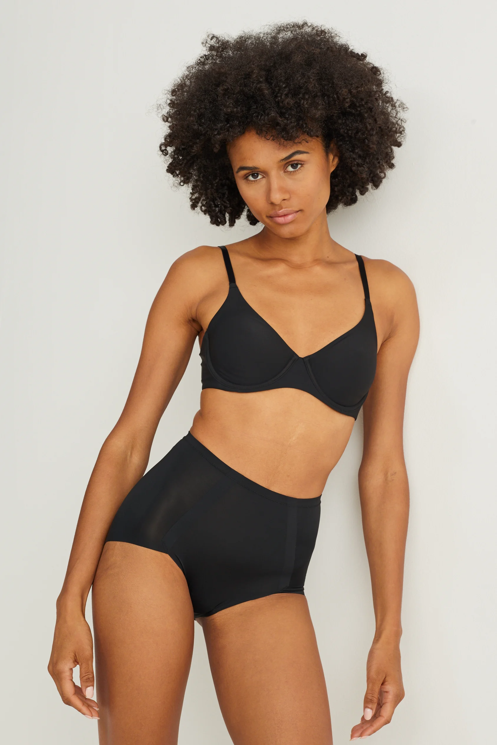 Shaping briefs - seamless