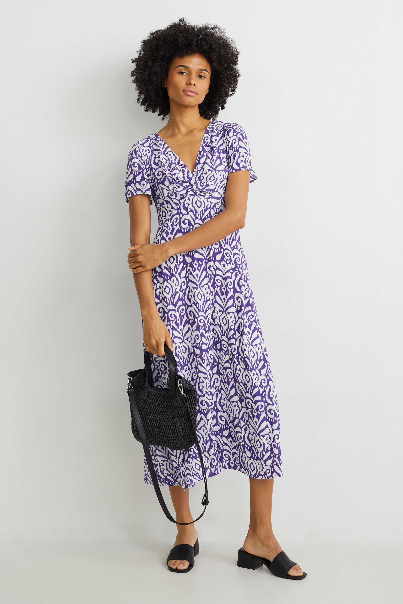 Empire dress with knot detail - patterned