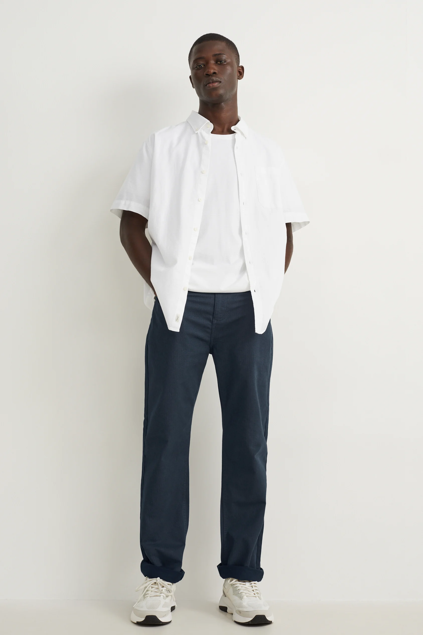 Trousers - regular fit