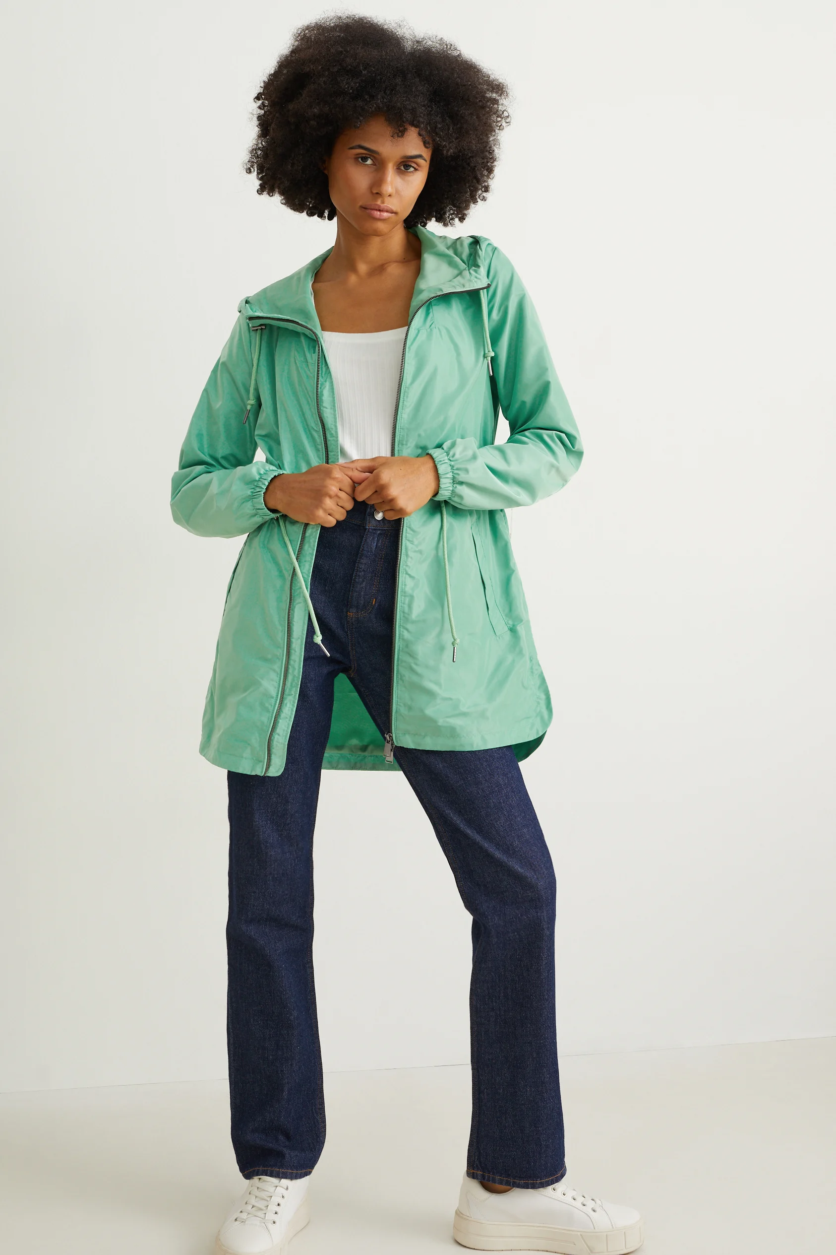 Jacket with hood and bag - foldable