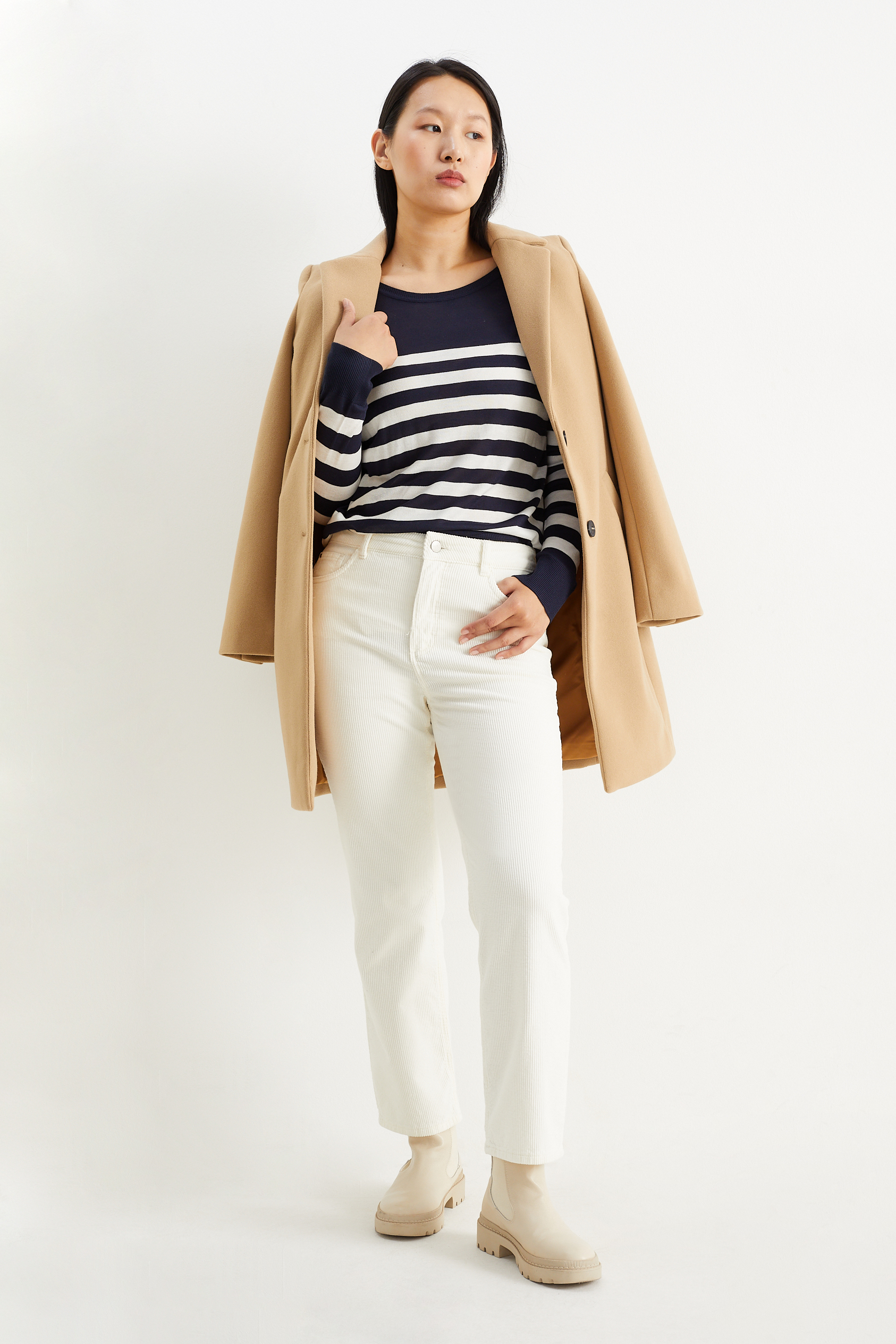 Corduroy trousers - high waist - straight fit