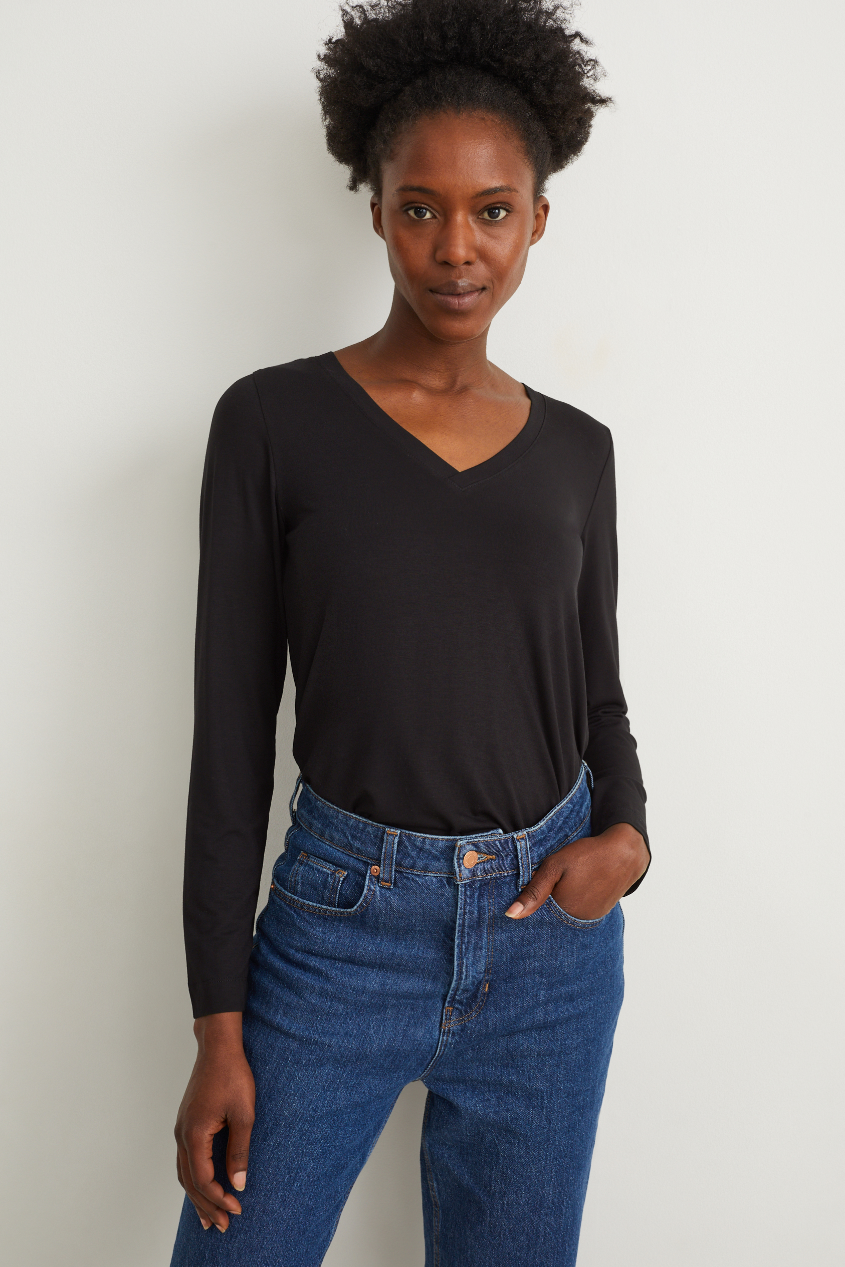Basic long sleeve top