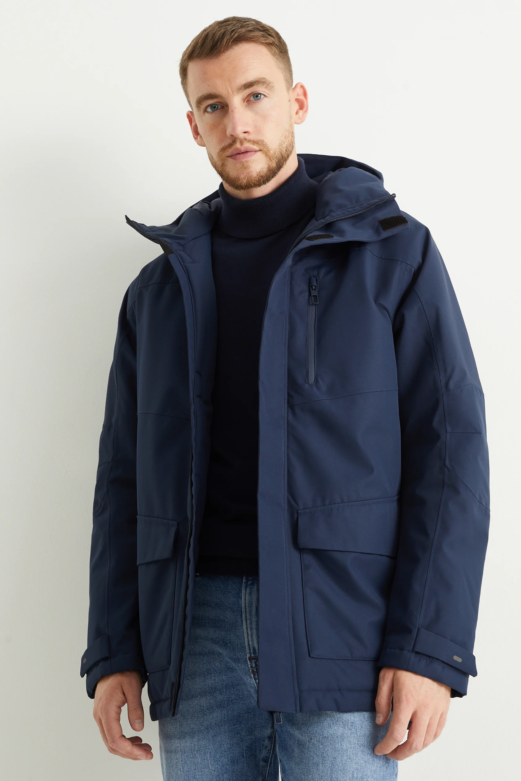 Outdoor jacket with hood