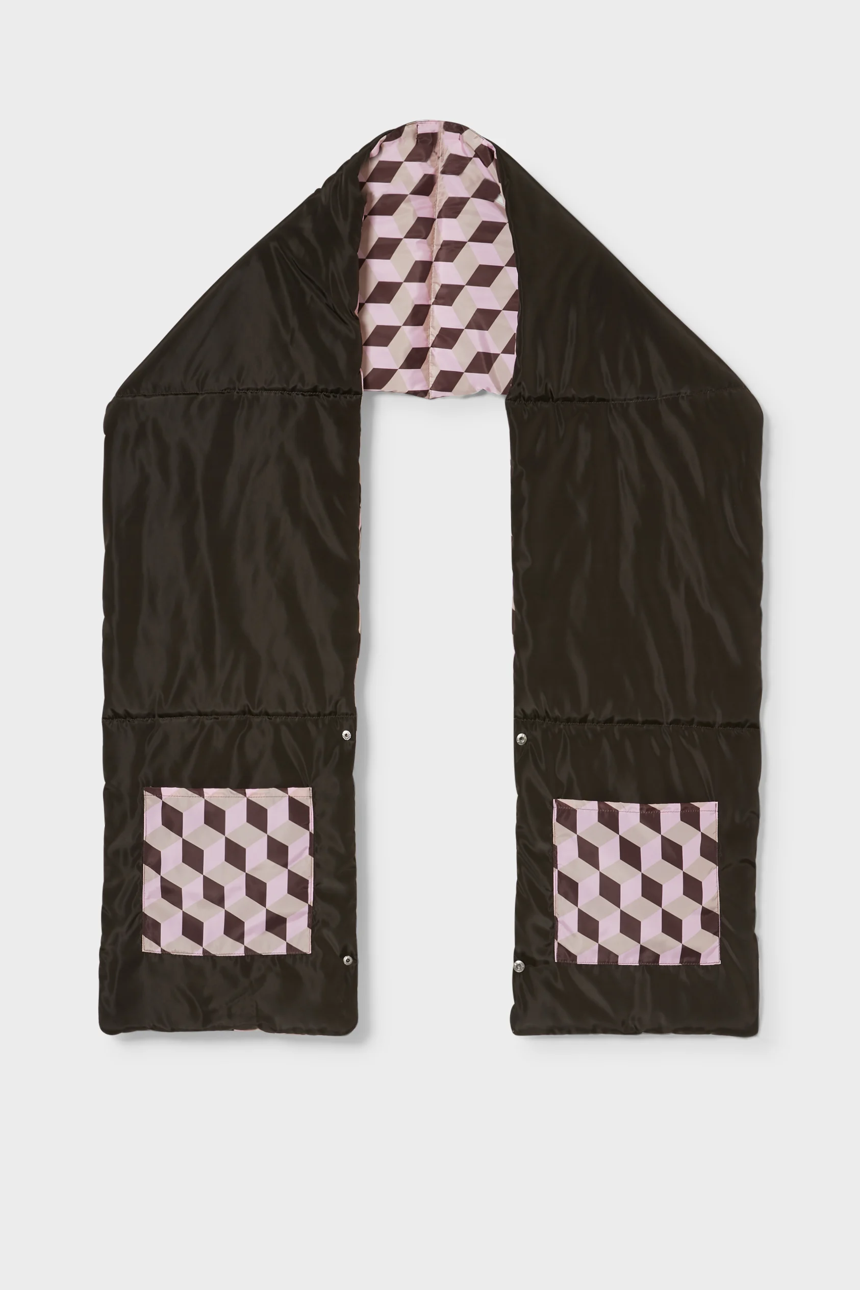 Reversible quilted scarf