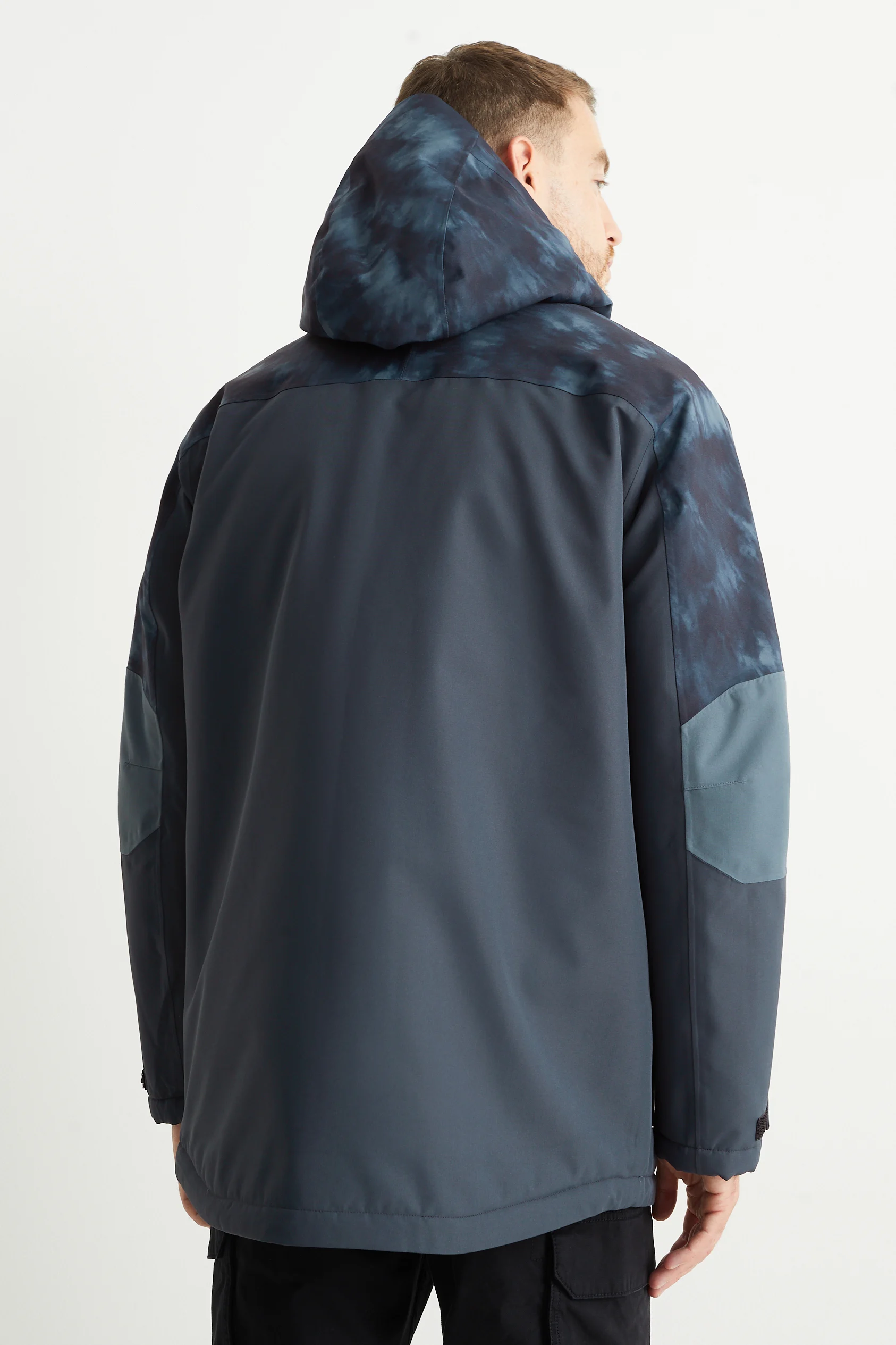 Outdoor jacket with hood