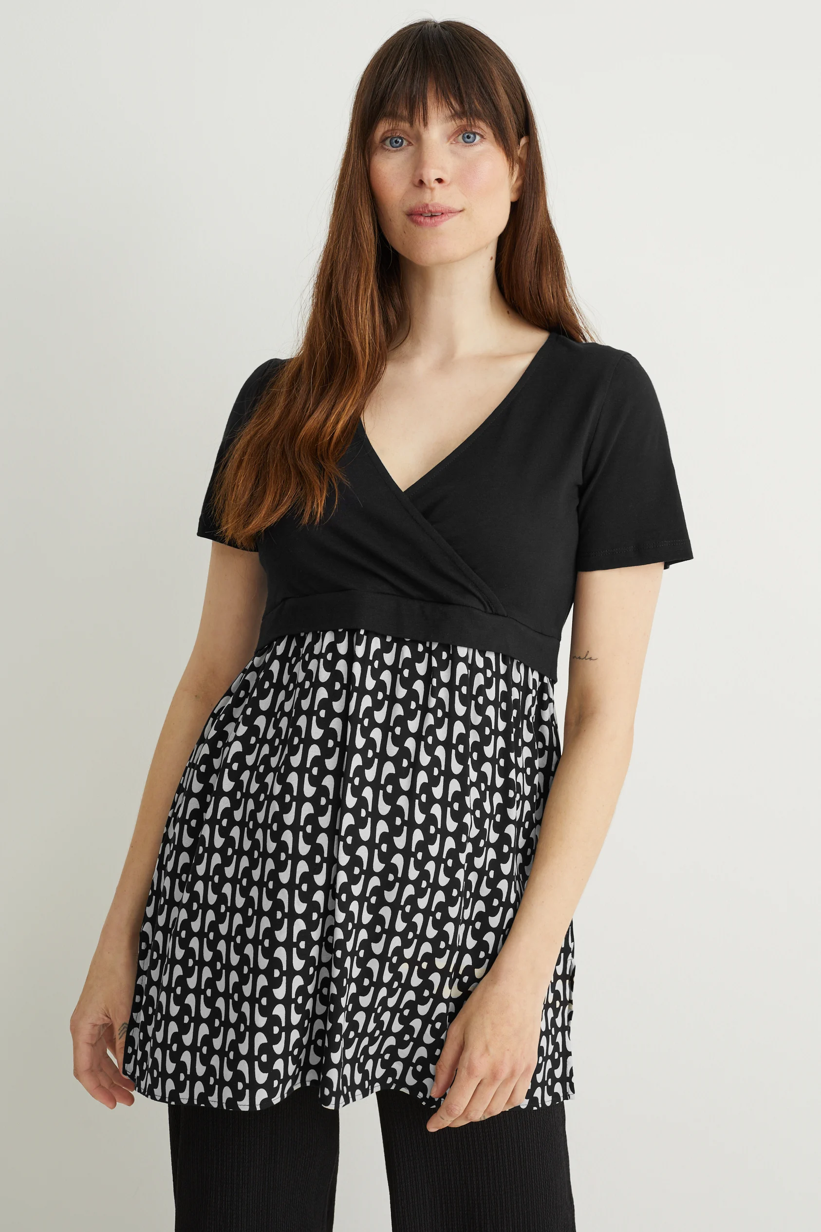 Nursing T-shirt - 2-in-1 look