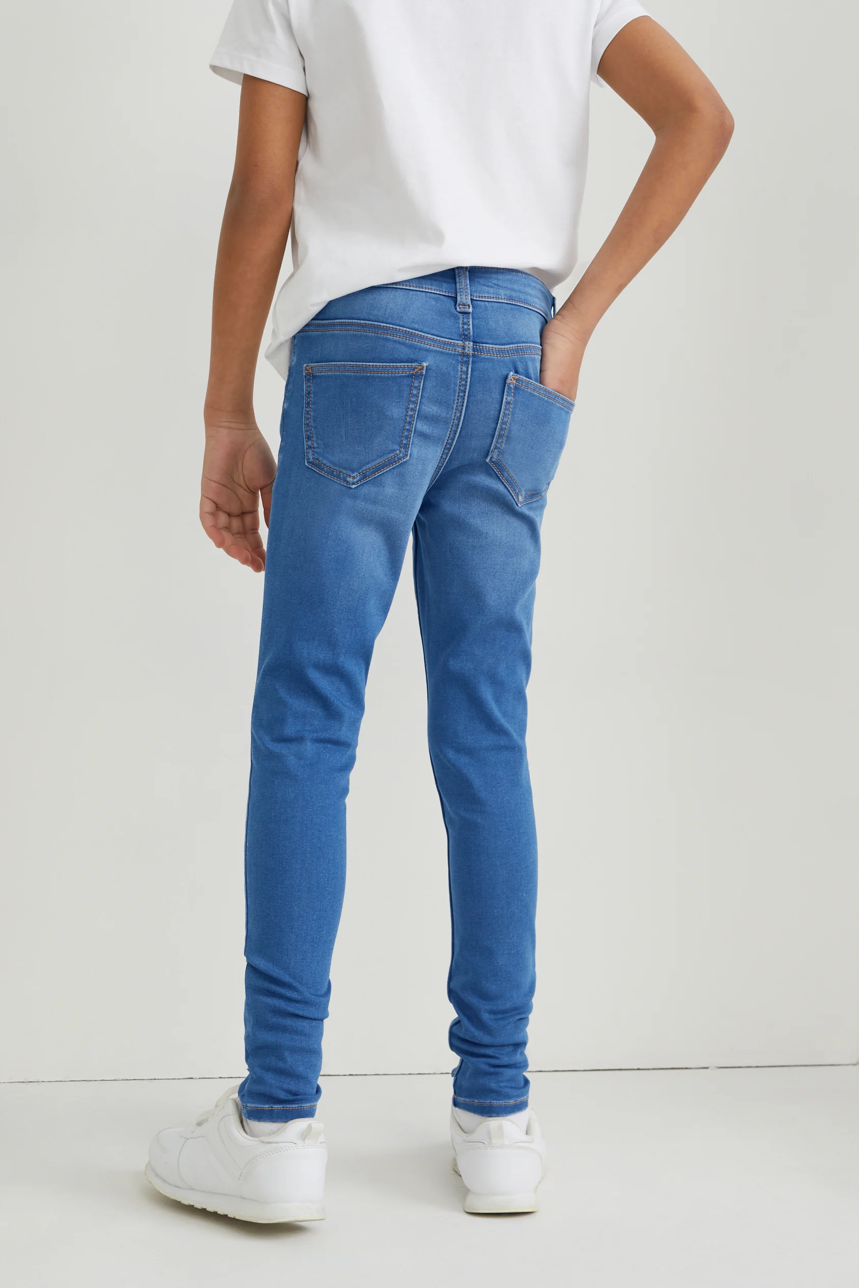 Super skinny jeans