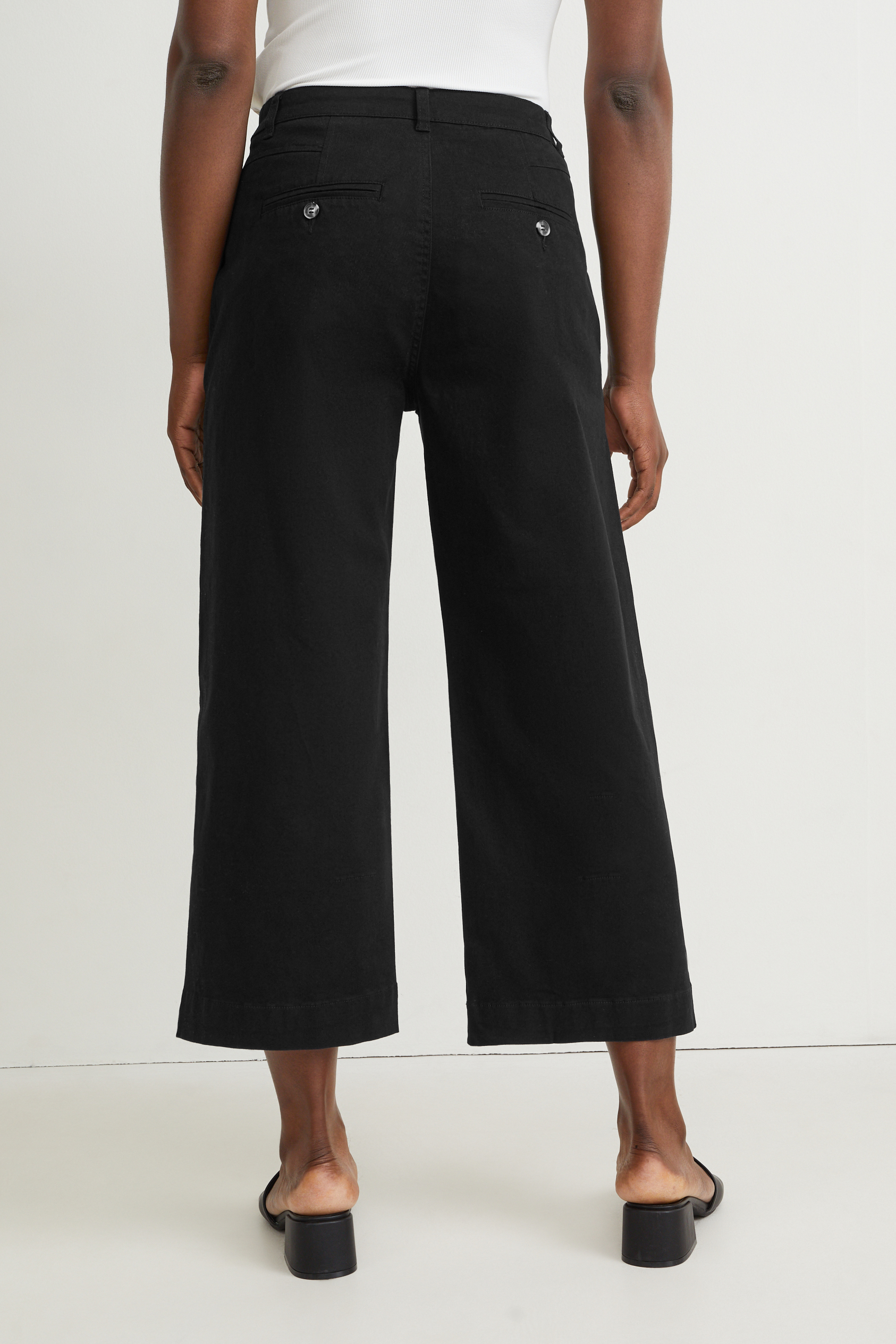 Cloth trousers - high waist - wide leg