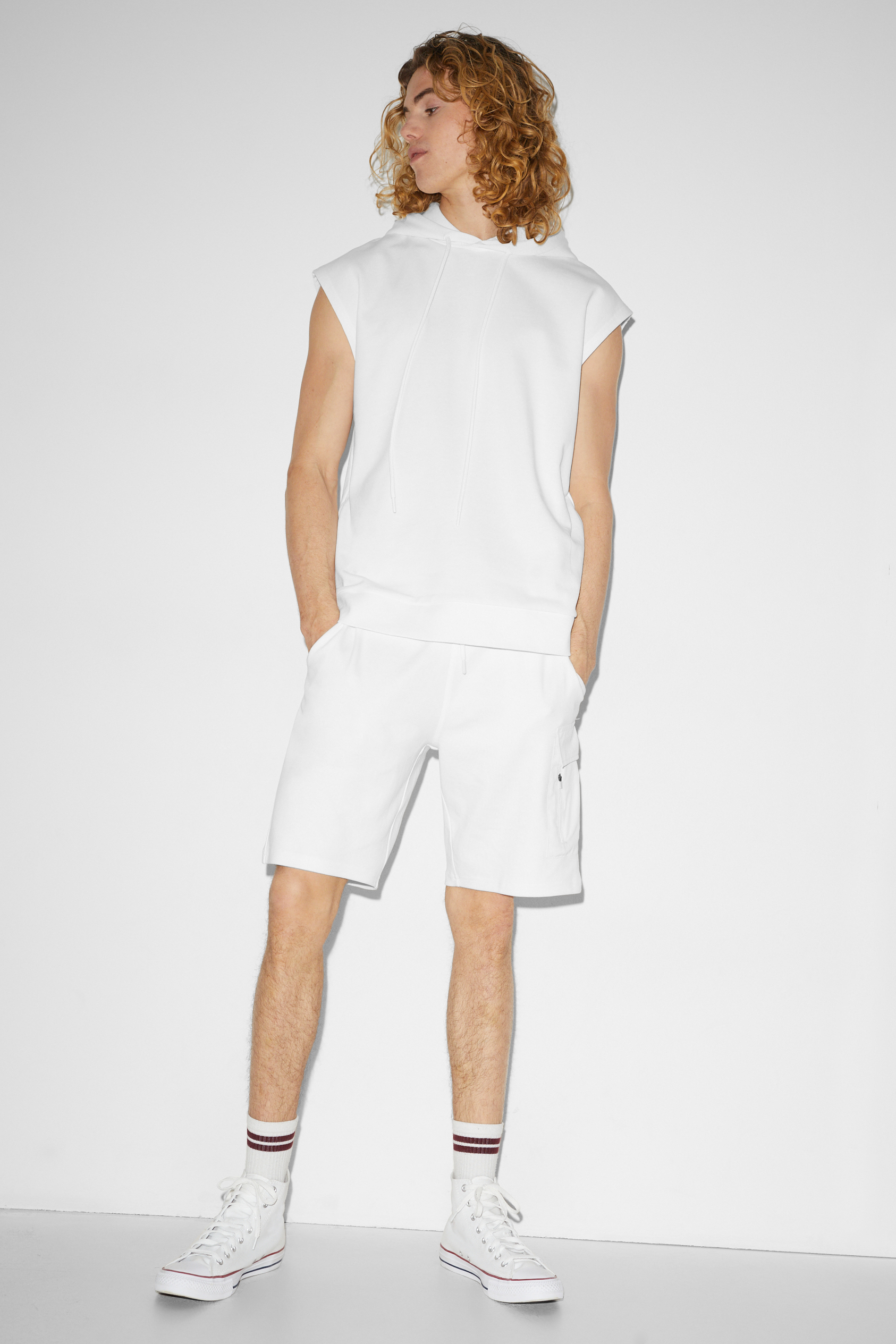 Cargo sweat shorts