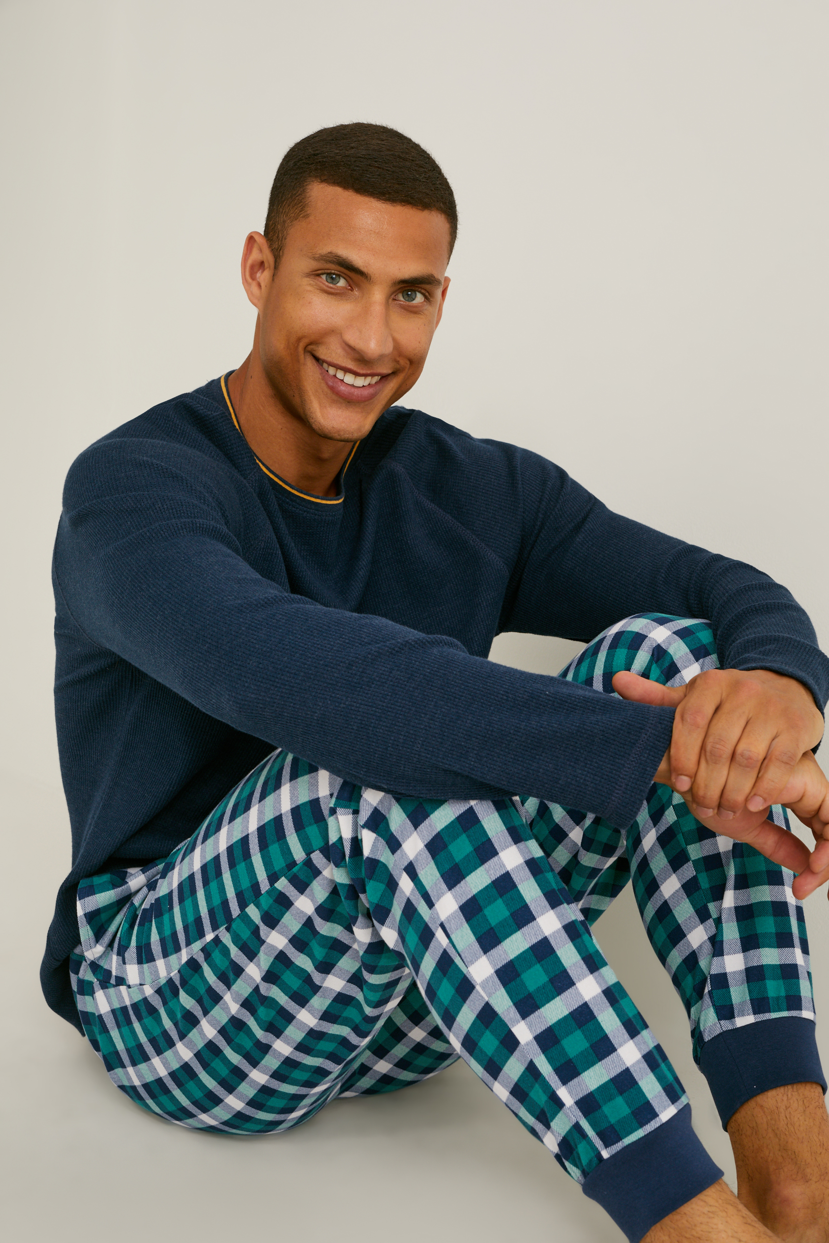 Flannel pyjama bottoms - check