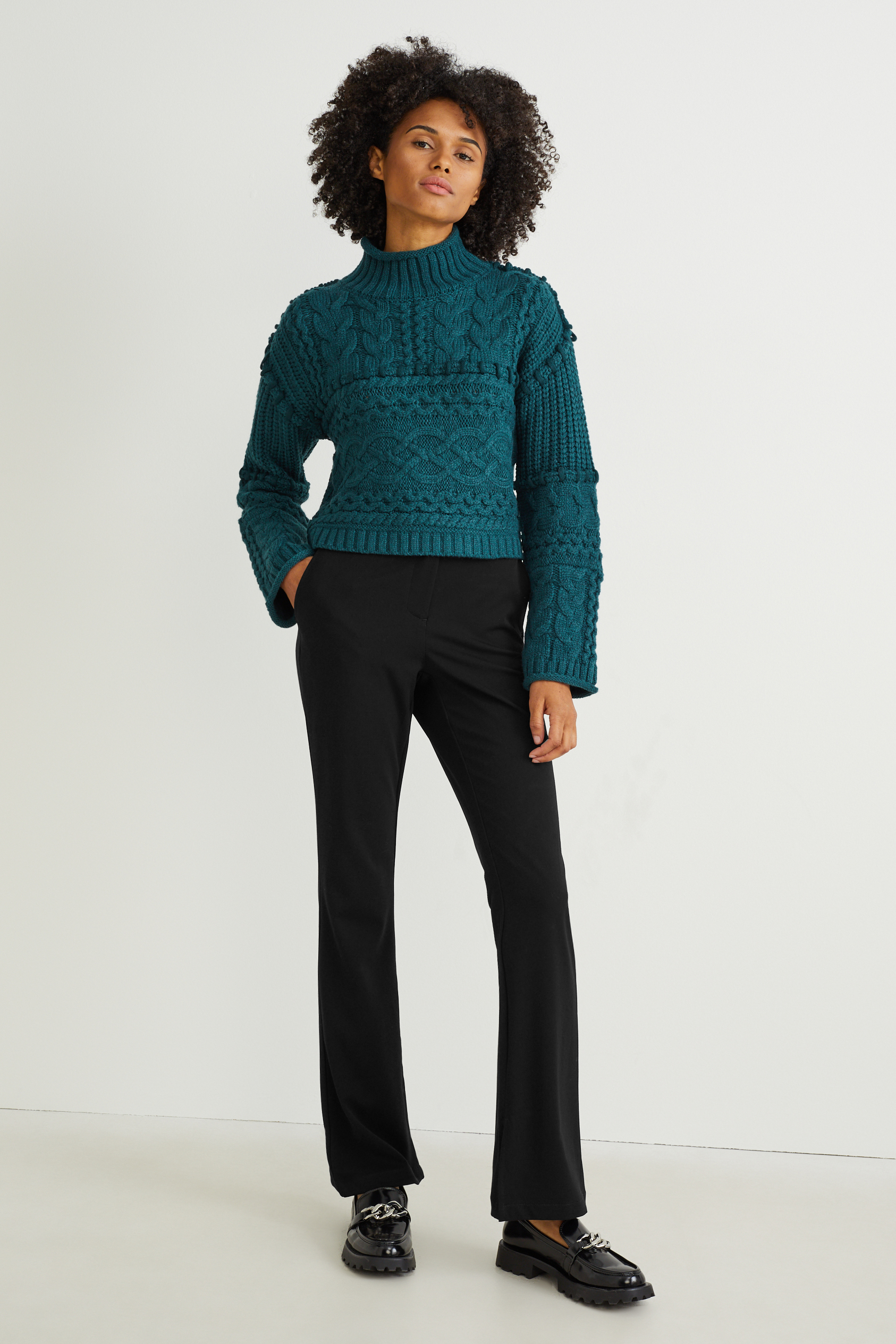 Cloth trousers - high-rise waist - tapered fit