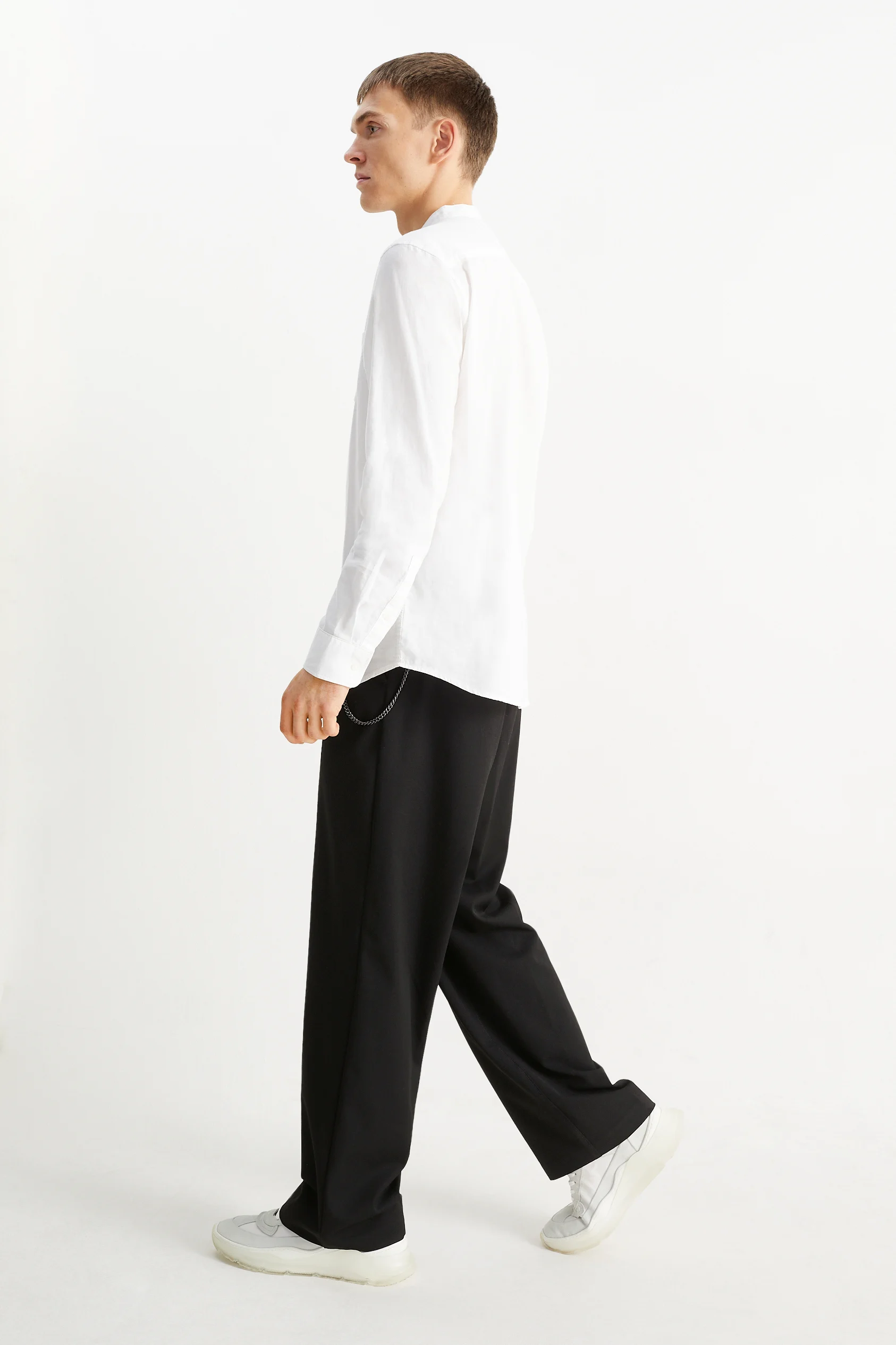 Trousers - relaxed fit
