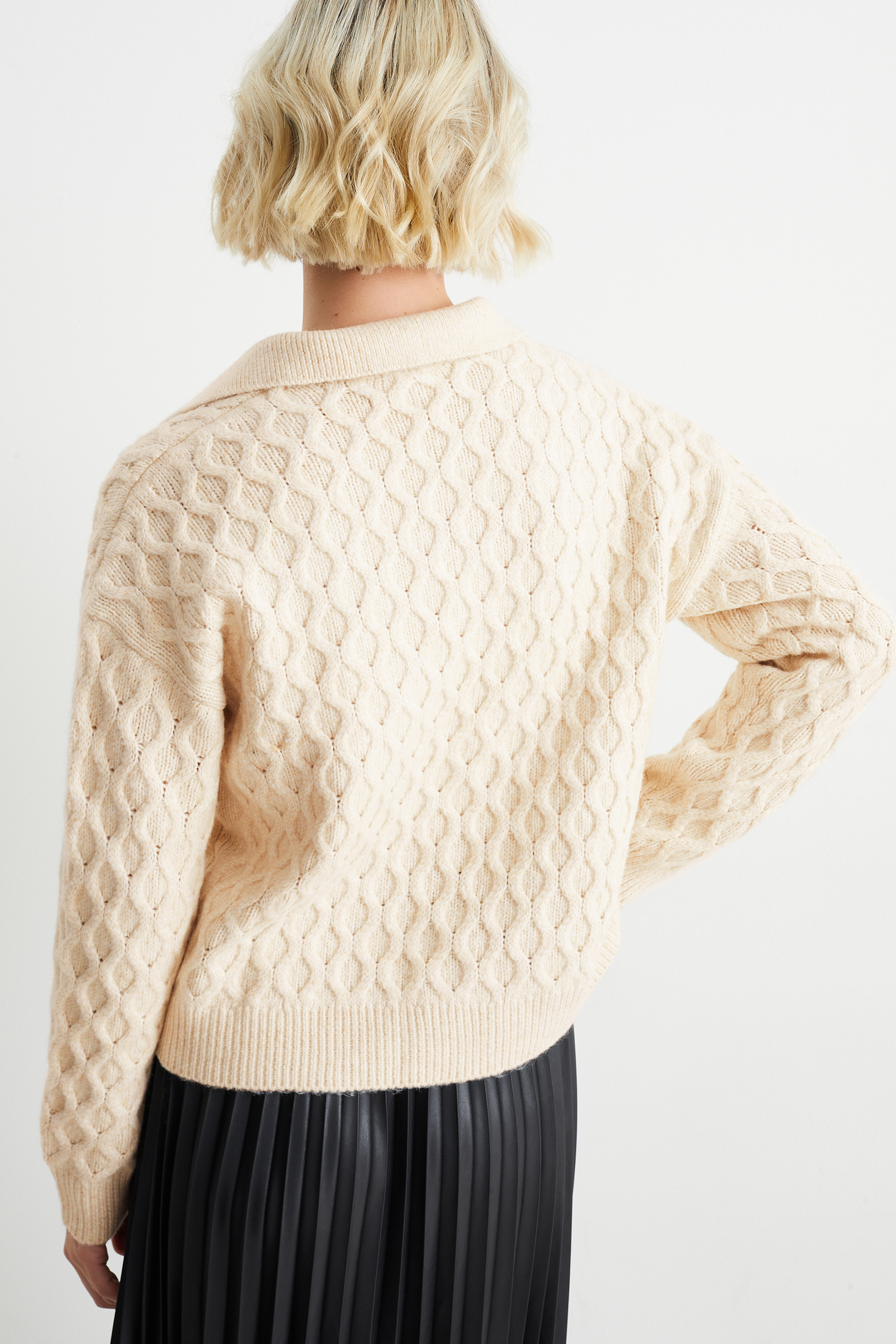 Jumper - cable knit pattern
