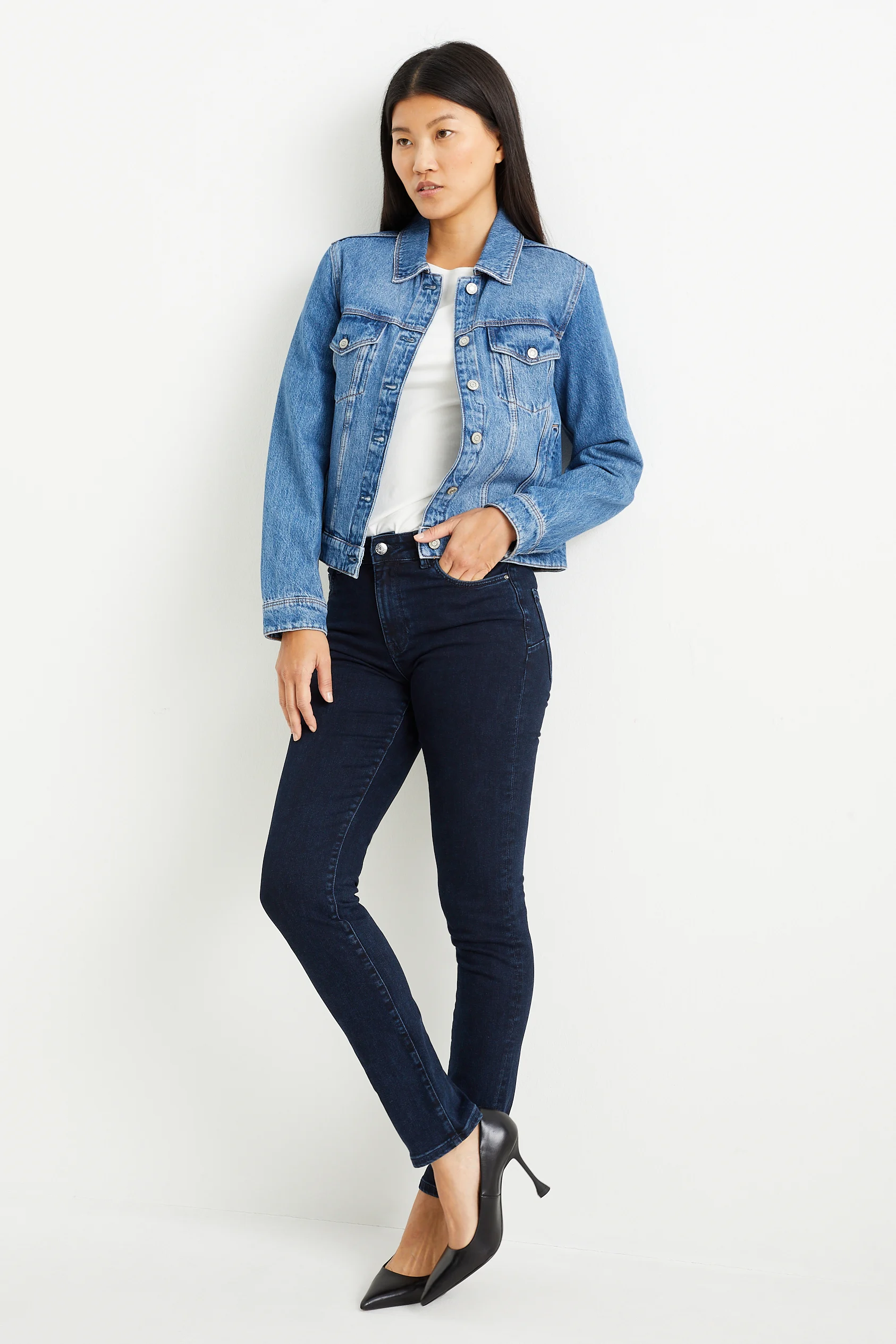 Slim jeans - mid-rise waist - shaping jeans - LYCRA?