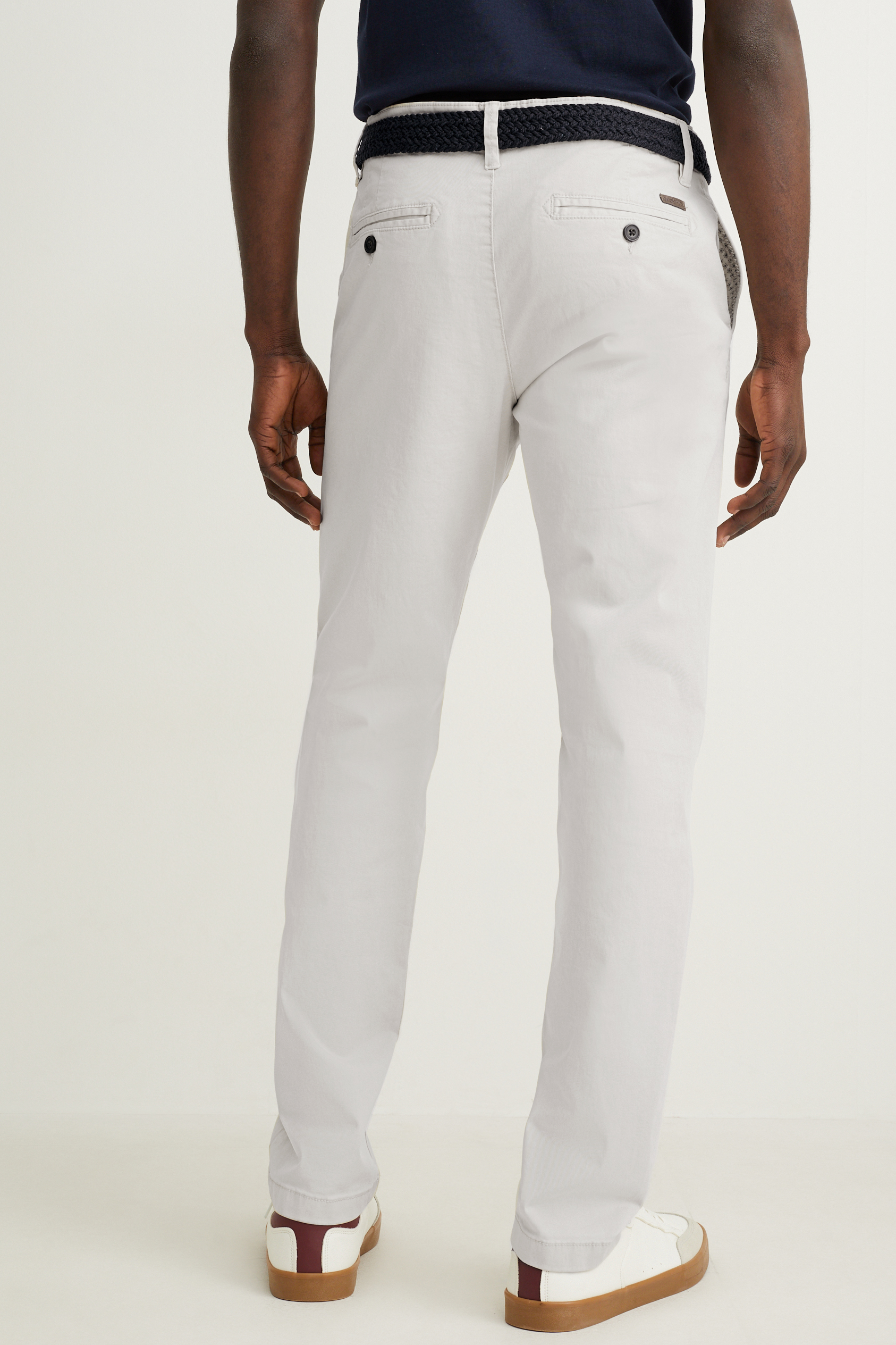 Chinos with belt - regular fit