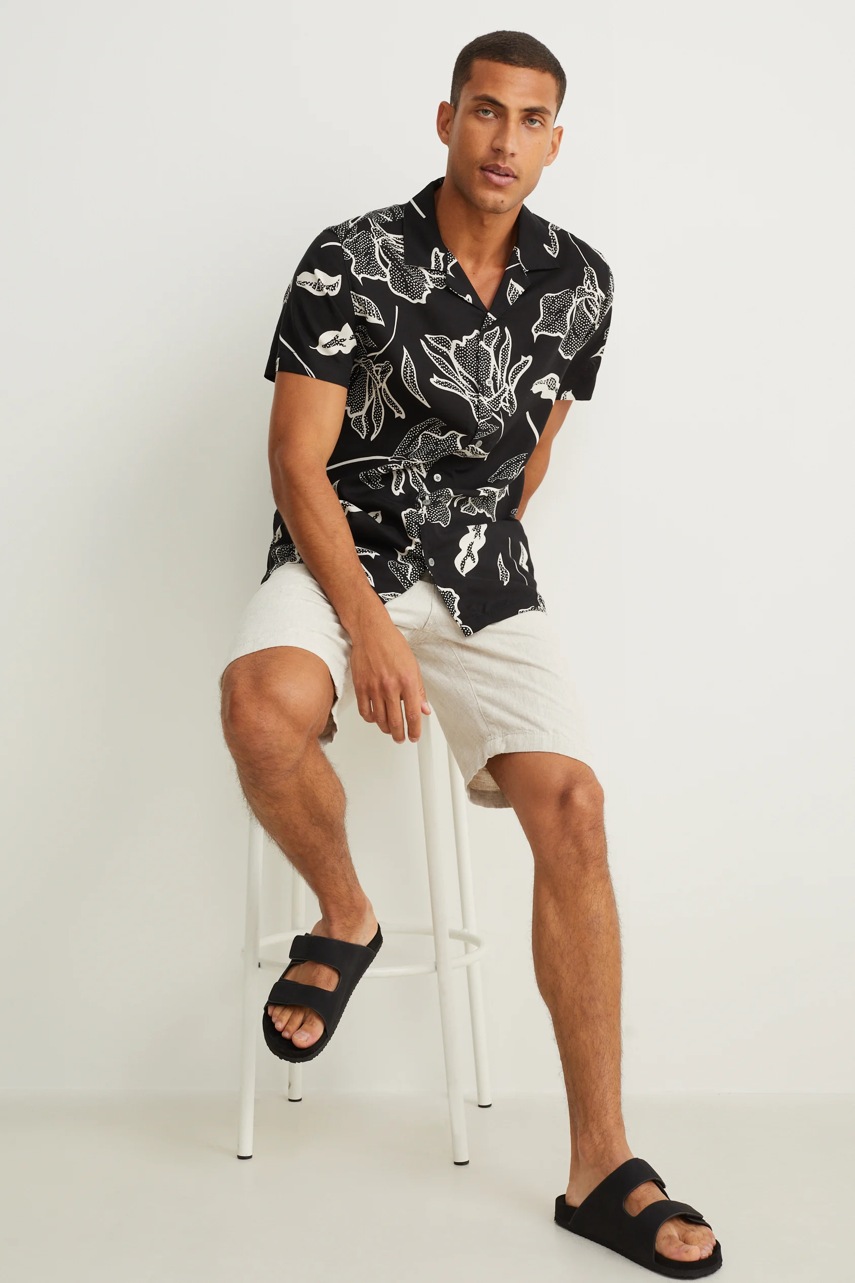 Sandals - faux suede