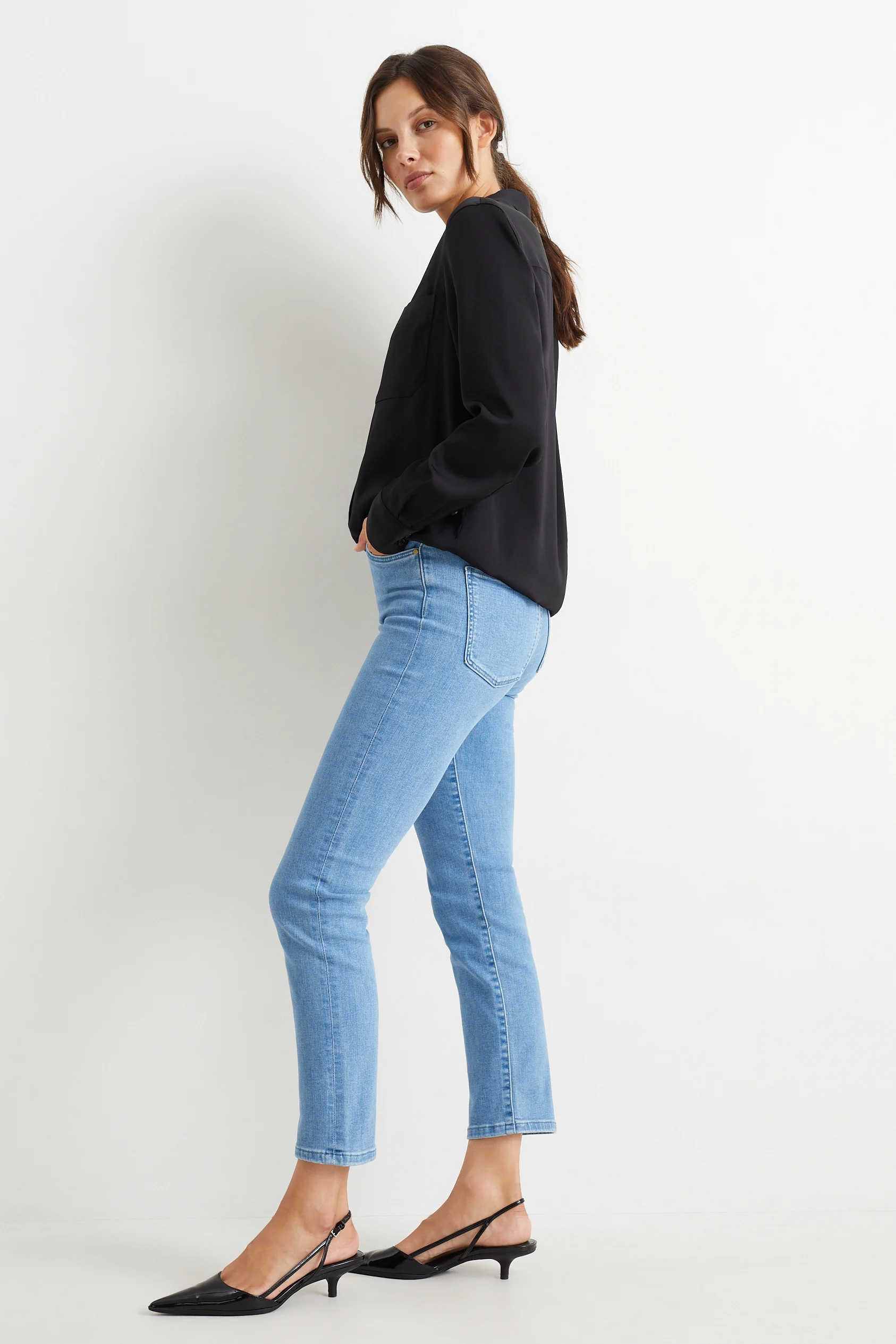 Straight jeans - high waist
