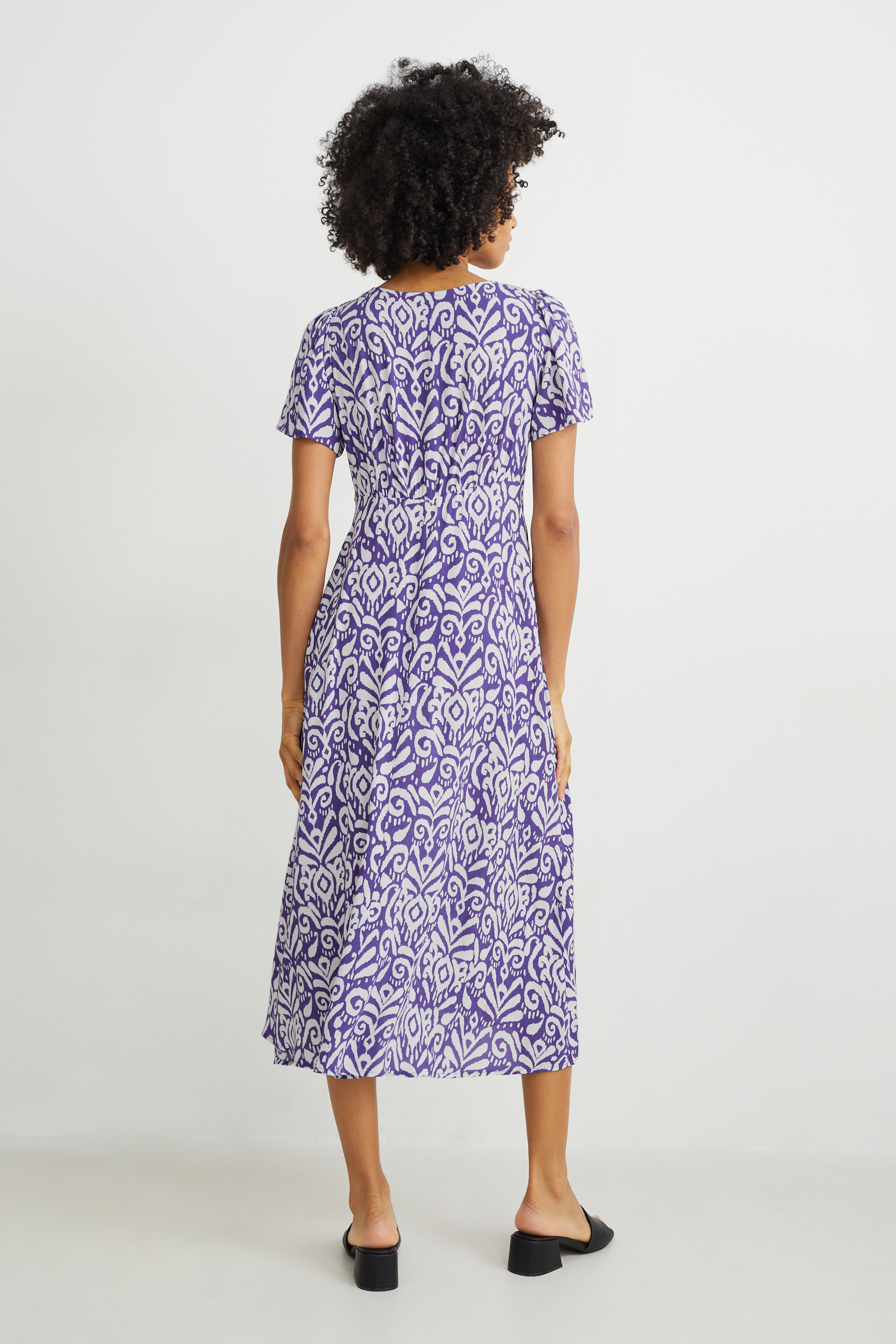 Empire dress with knot detail - patterned