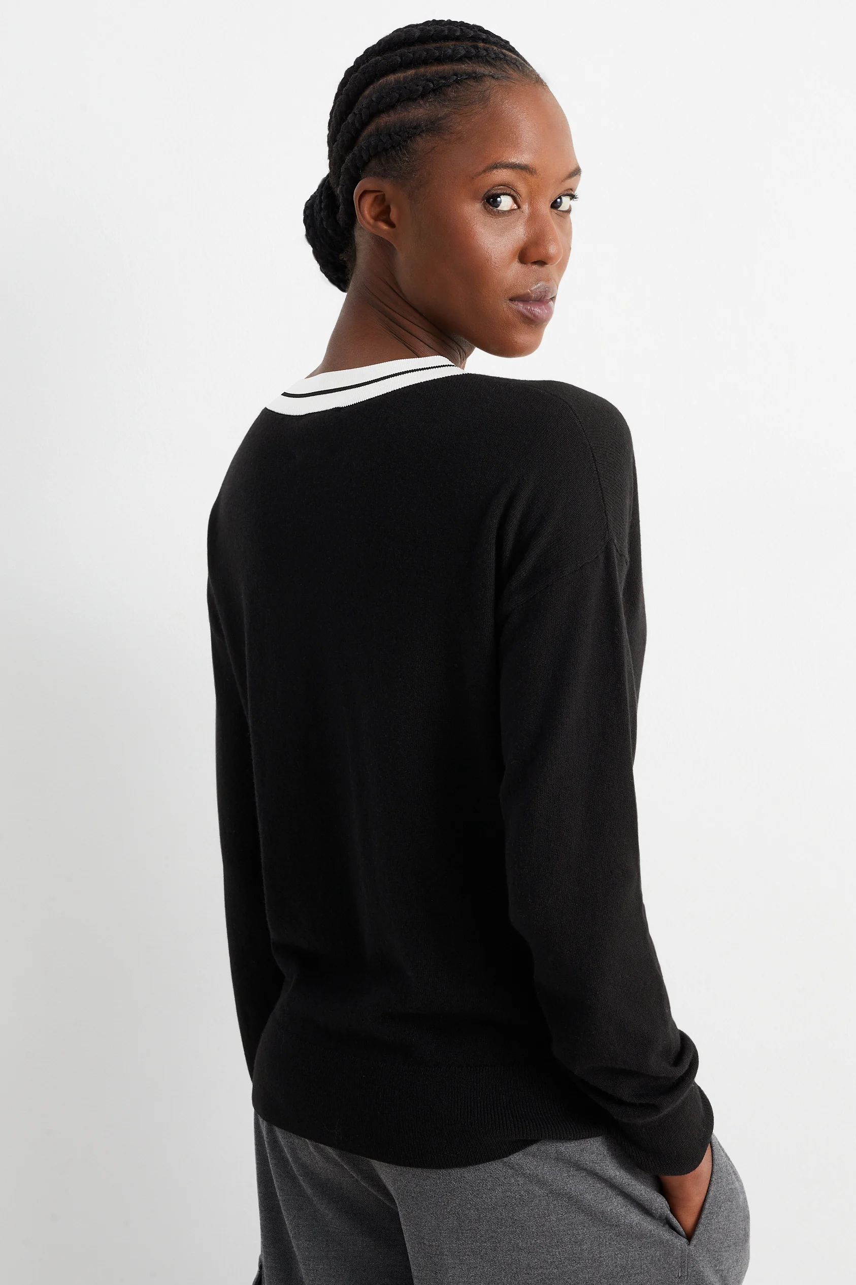 V-neck jumper with cashmere