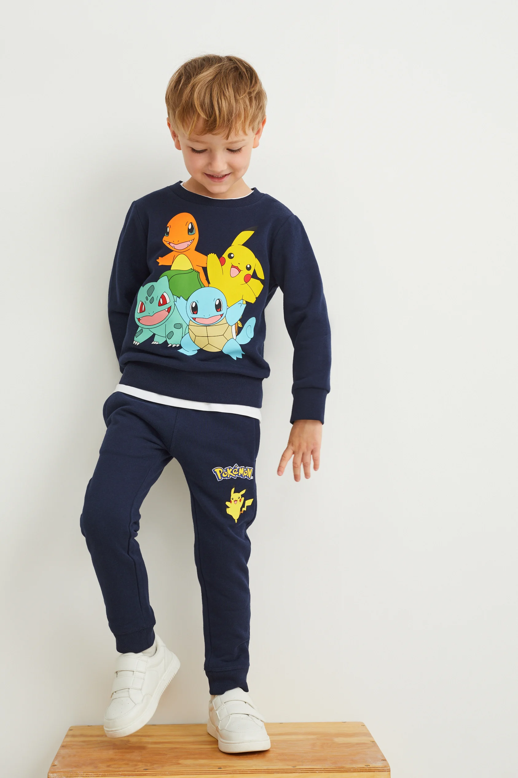 Pokémon - set - sweatshirt and joggers - 2 piece