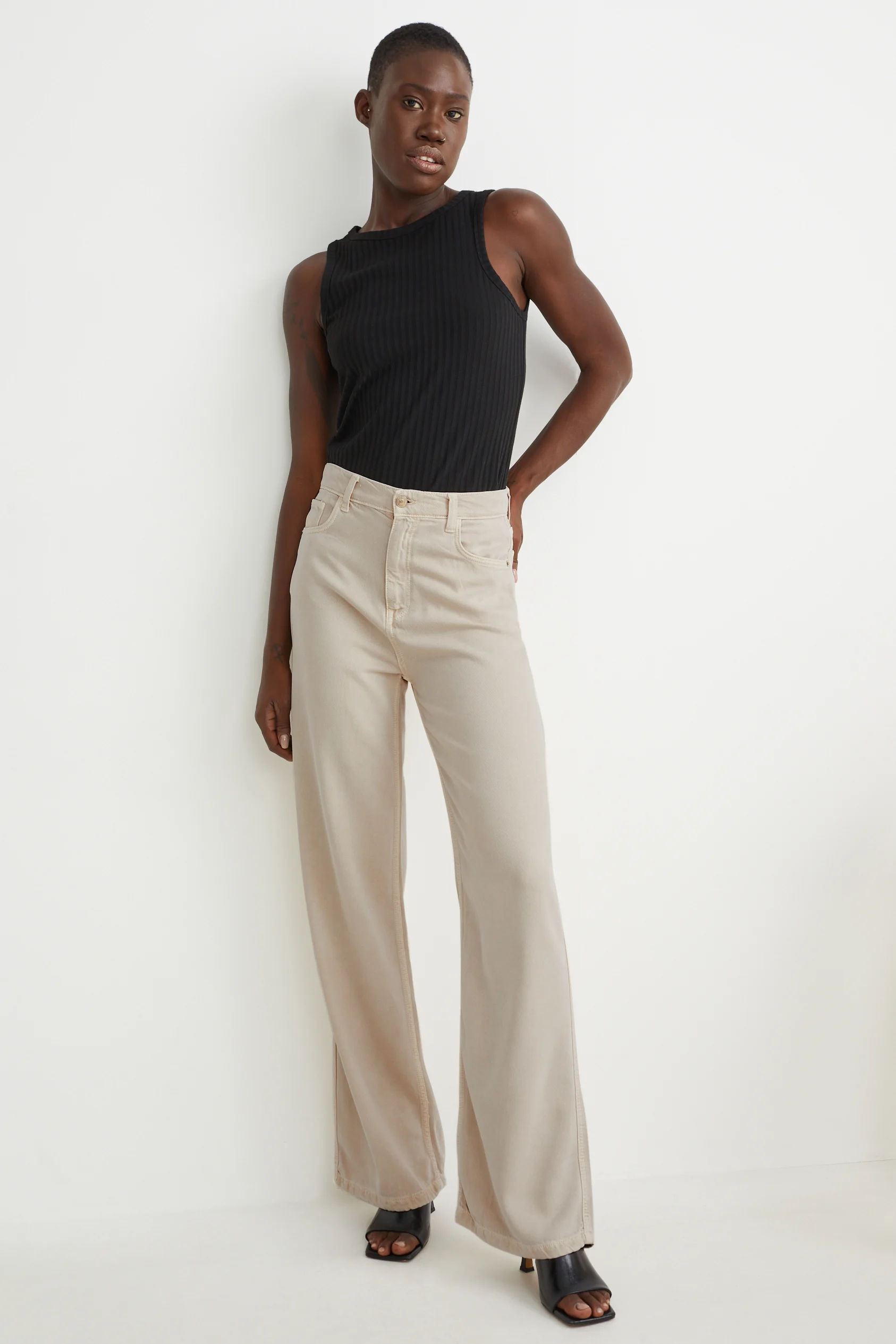 Loose fit jeans - high waist