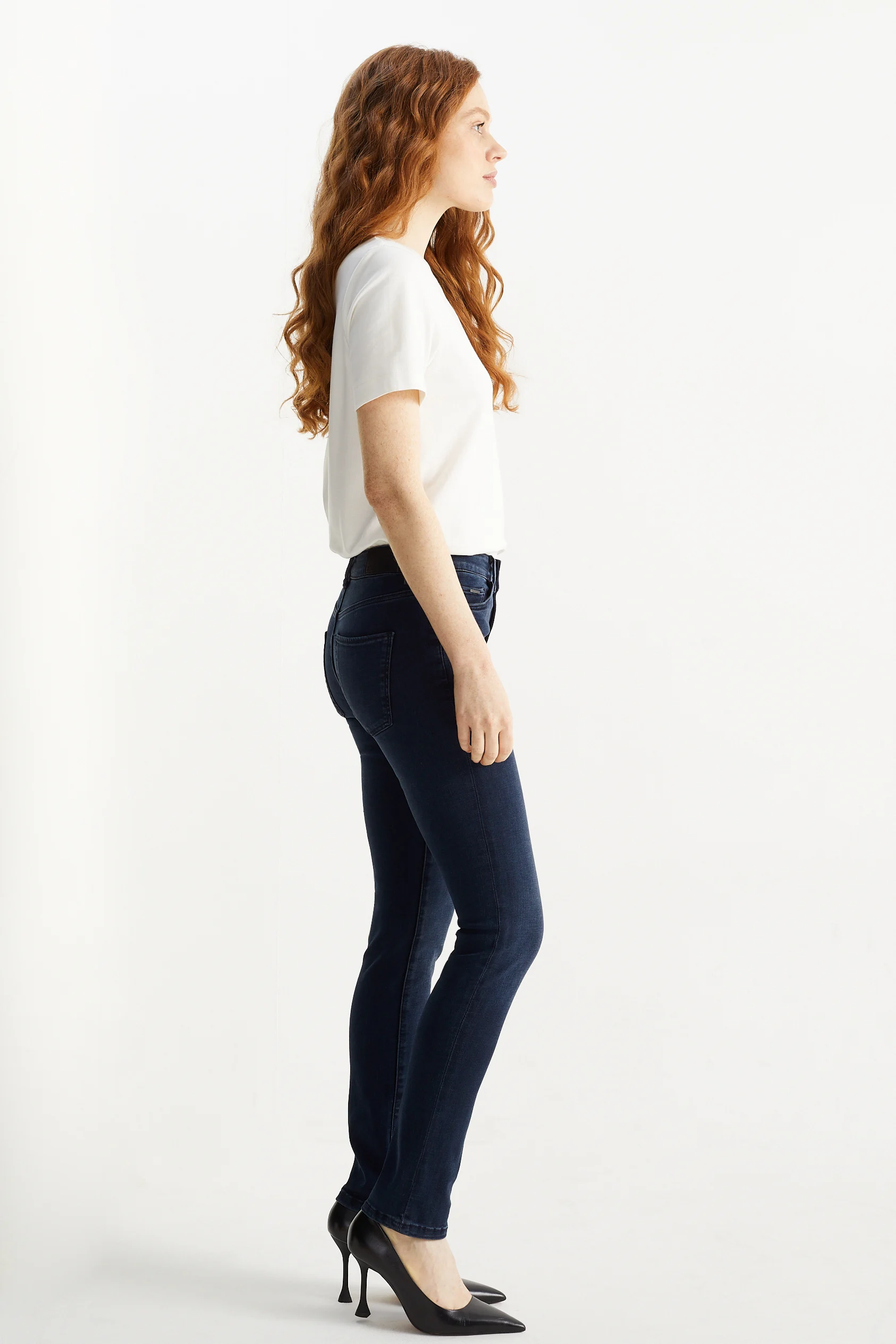 Slim jeans - mid-rise waist - LYCRA?