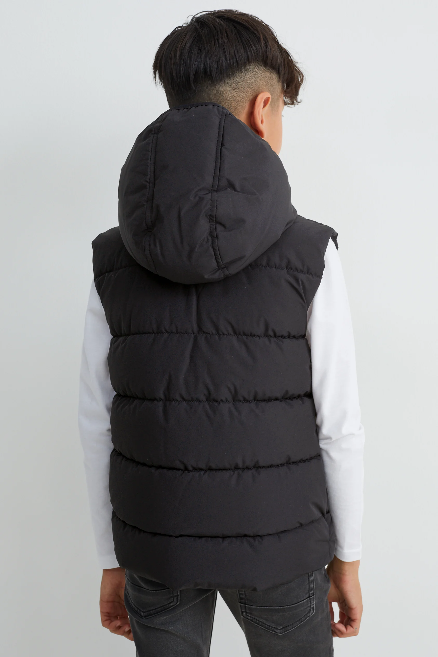Quilted gilet with hood