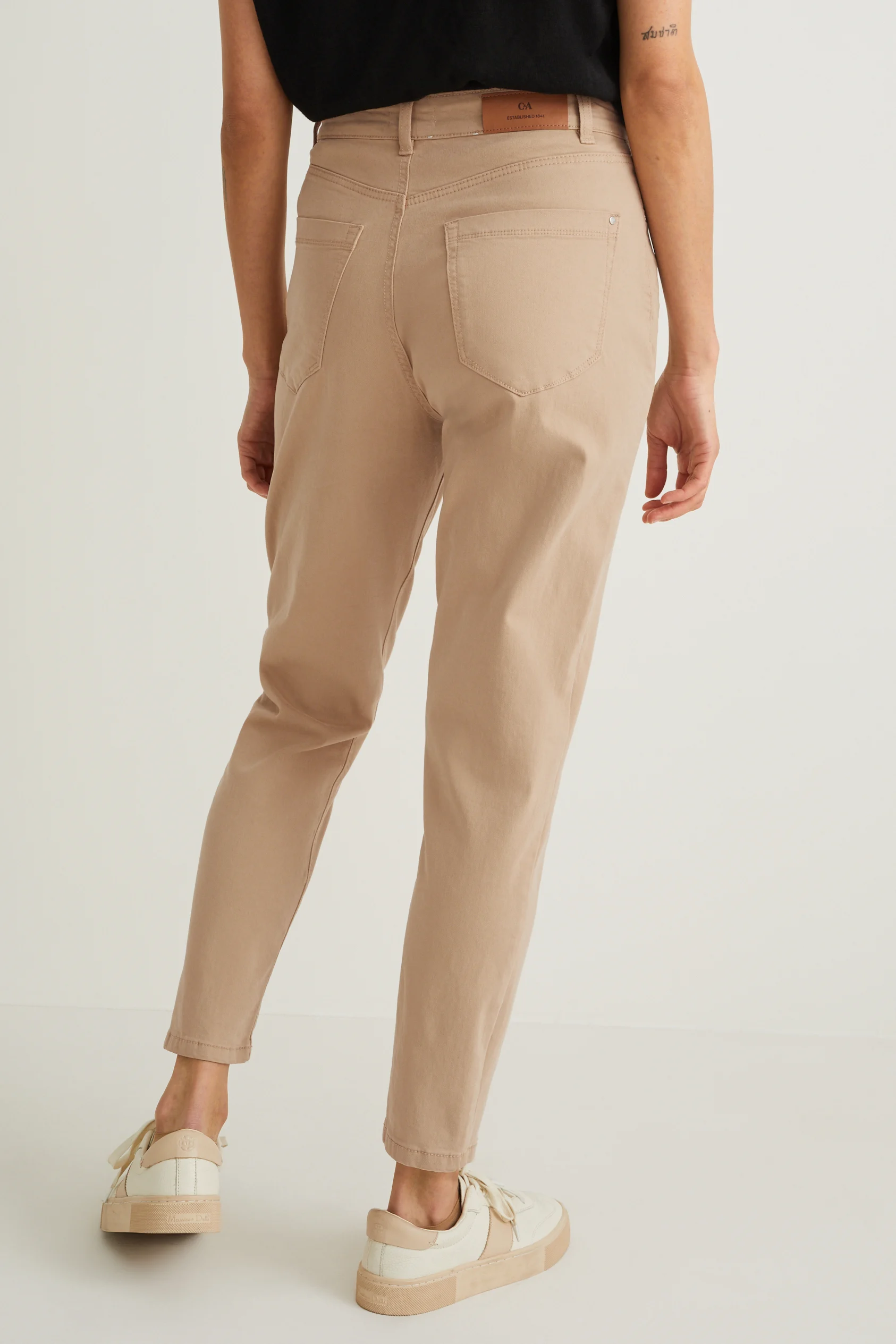 Trousers - high waist - regular fit