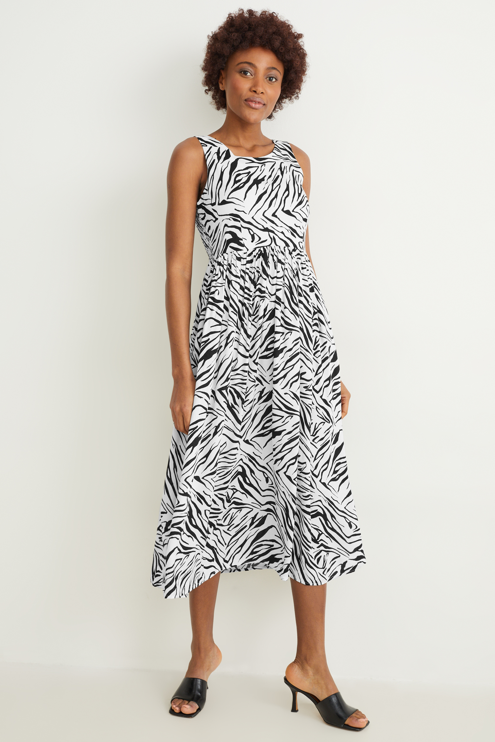 Basic fit & flare dress - patterned