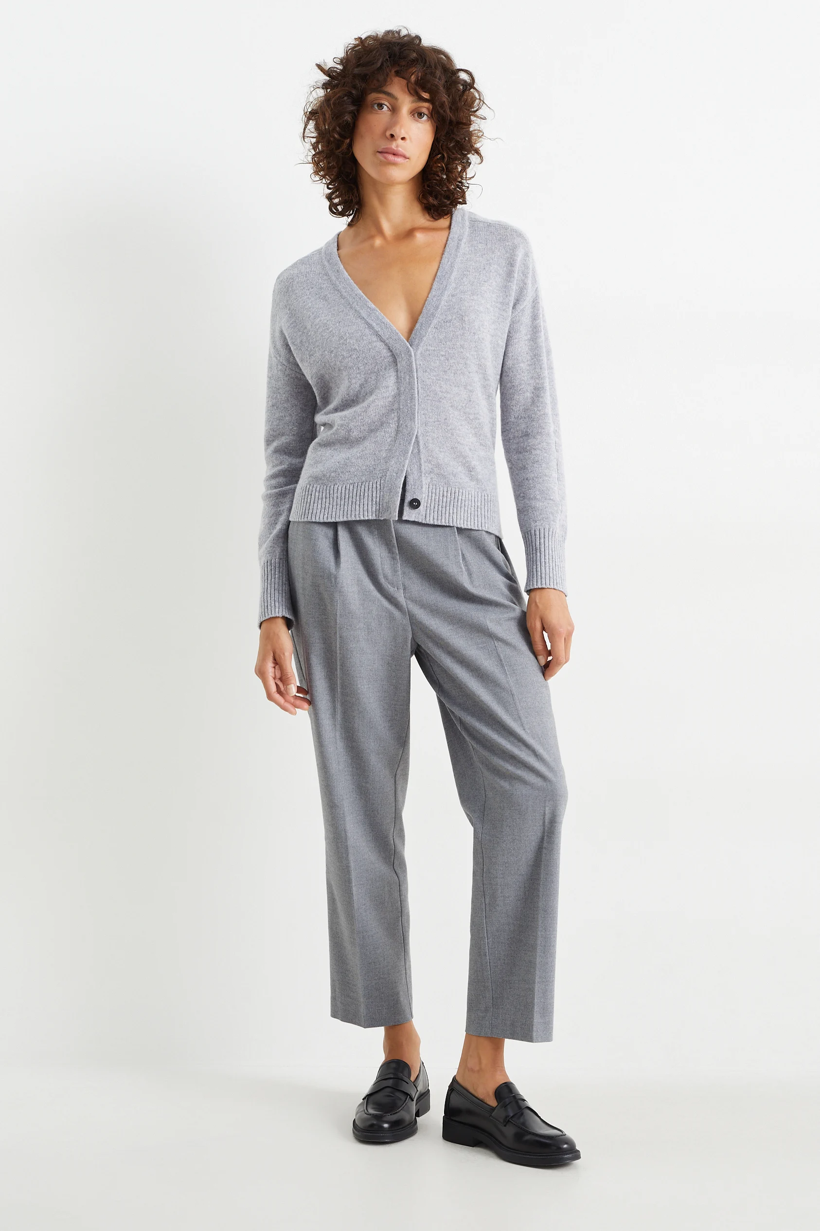 Cloth trousers - high waist - tapered fit