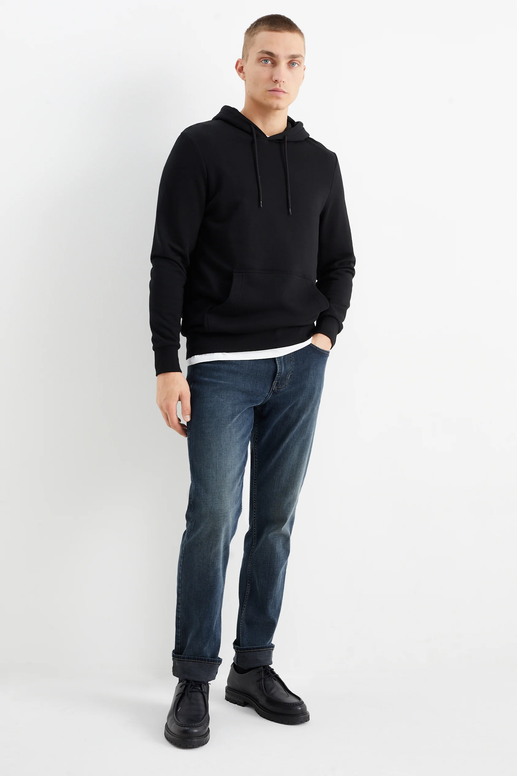 Straight jeans - LYCRA?