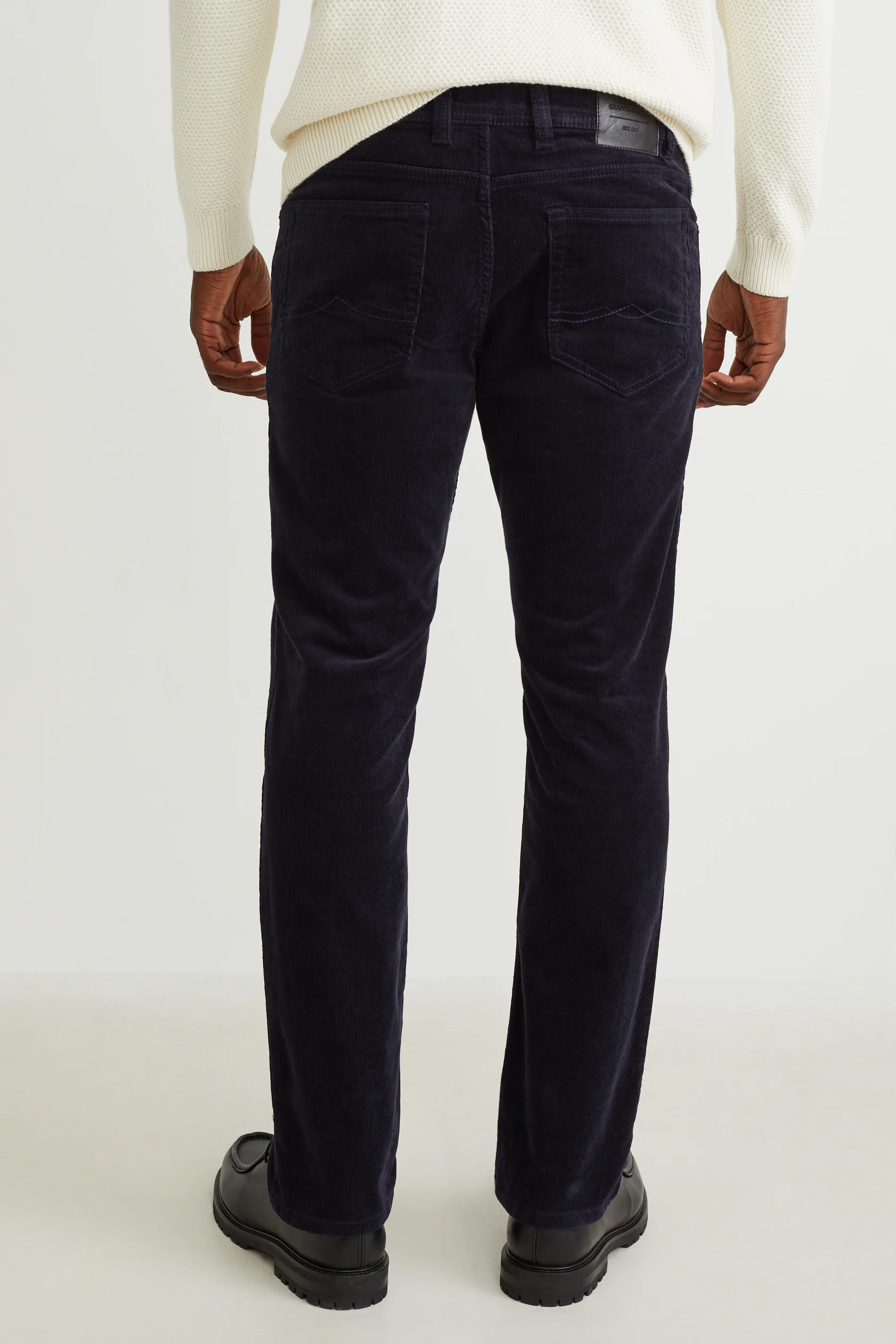 Corduroy trousers - regular fit - LYCRA?