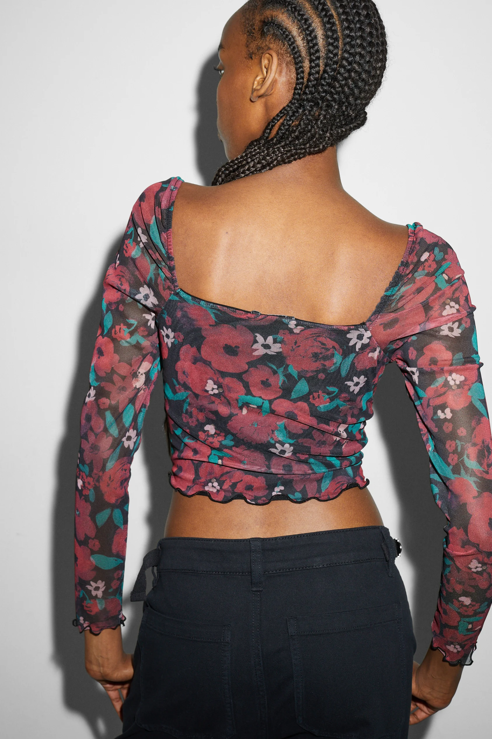 CLOCKHOUSE - cropped long sleeve top - floral