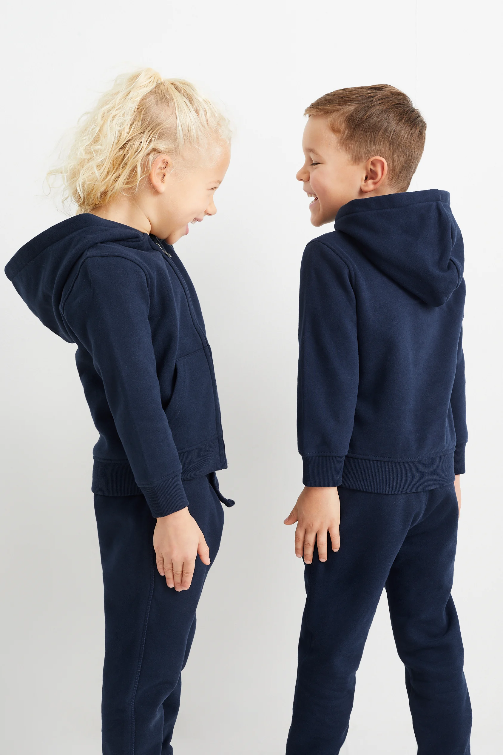Zip-through sweatshirt with hood - genderneutral