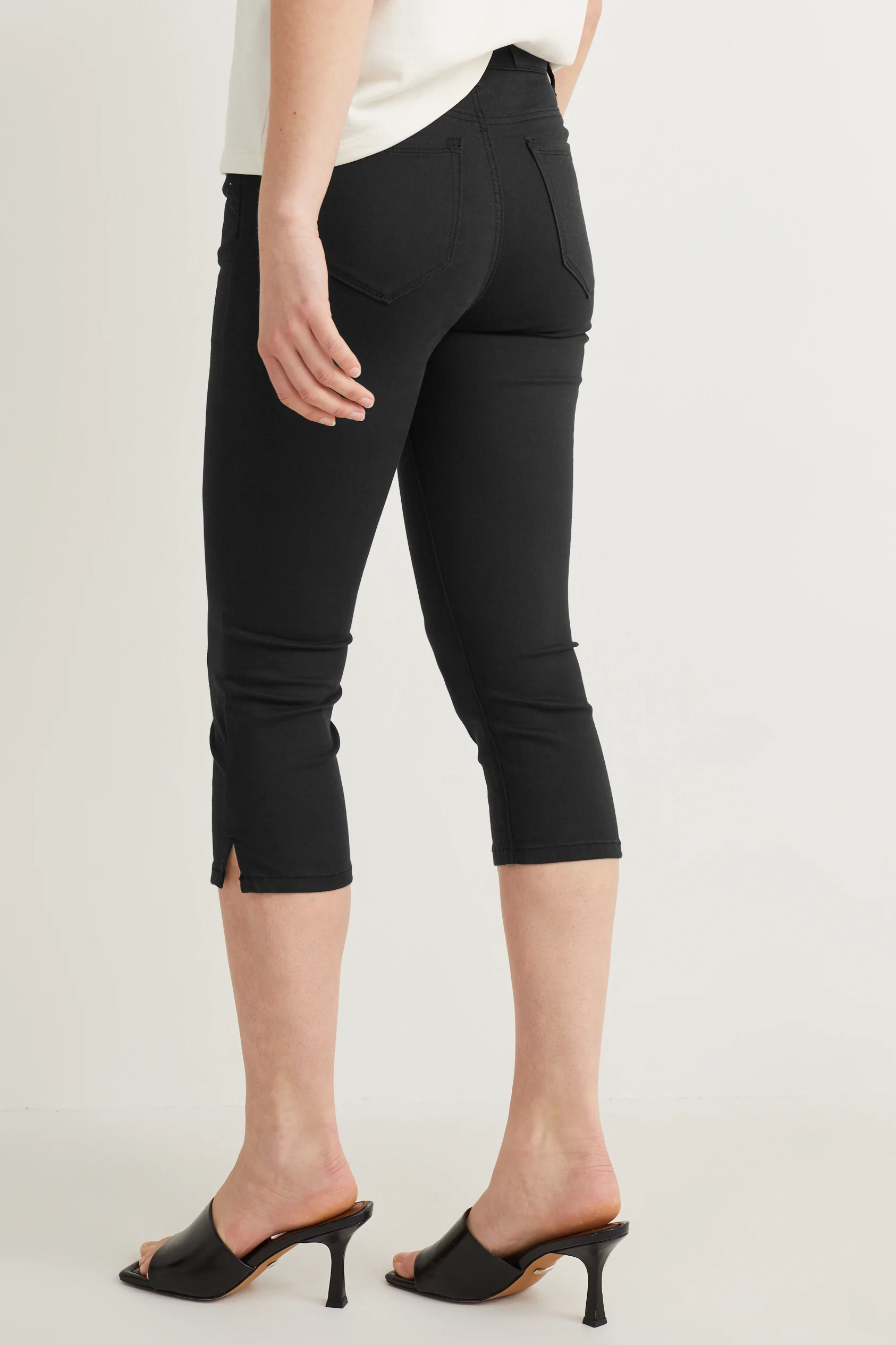 Capri trousers - high waist - skinny fit