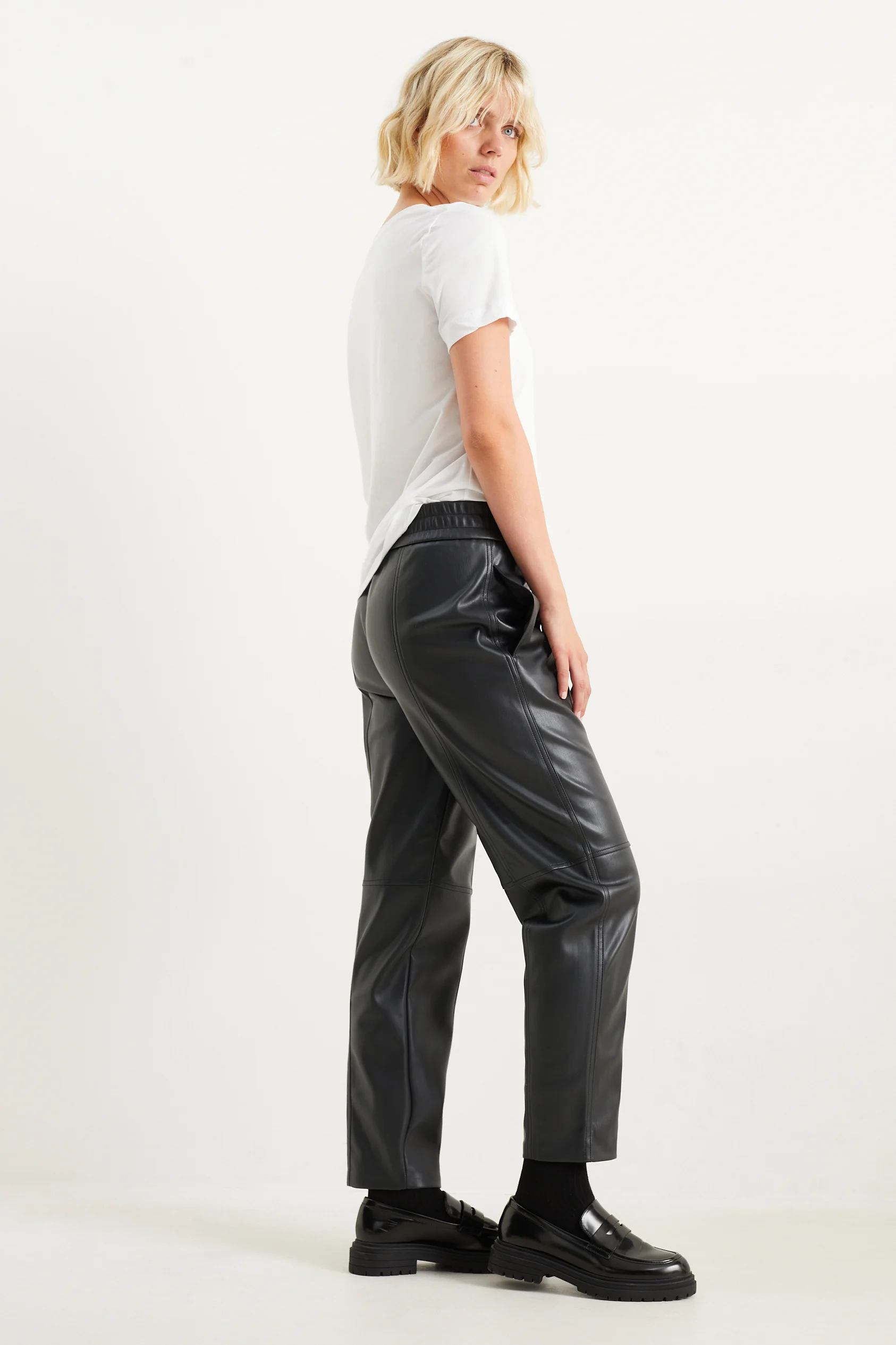 Trousers - high-rise waist - tapered fit - faux leather