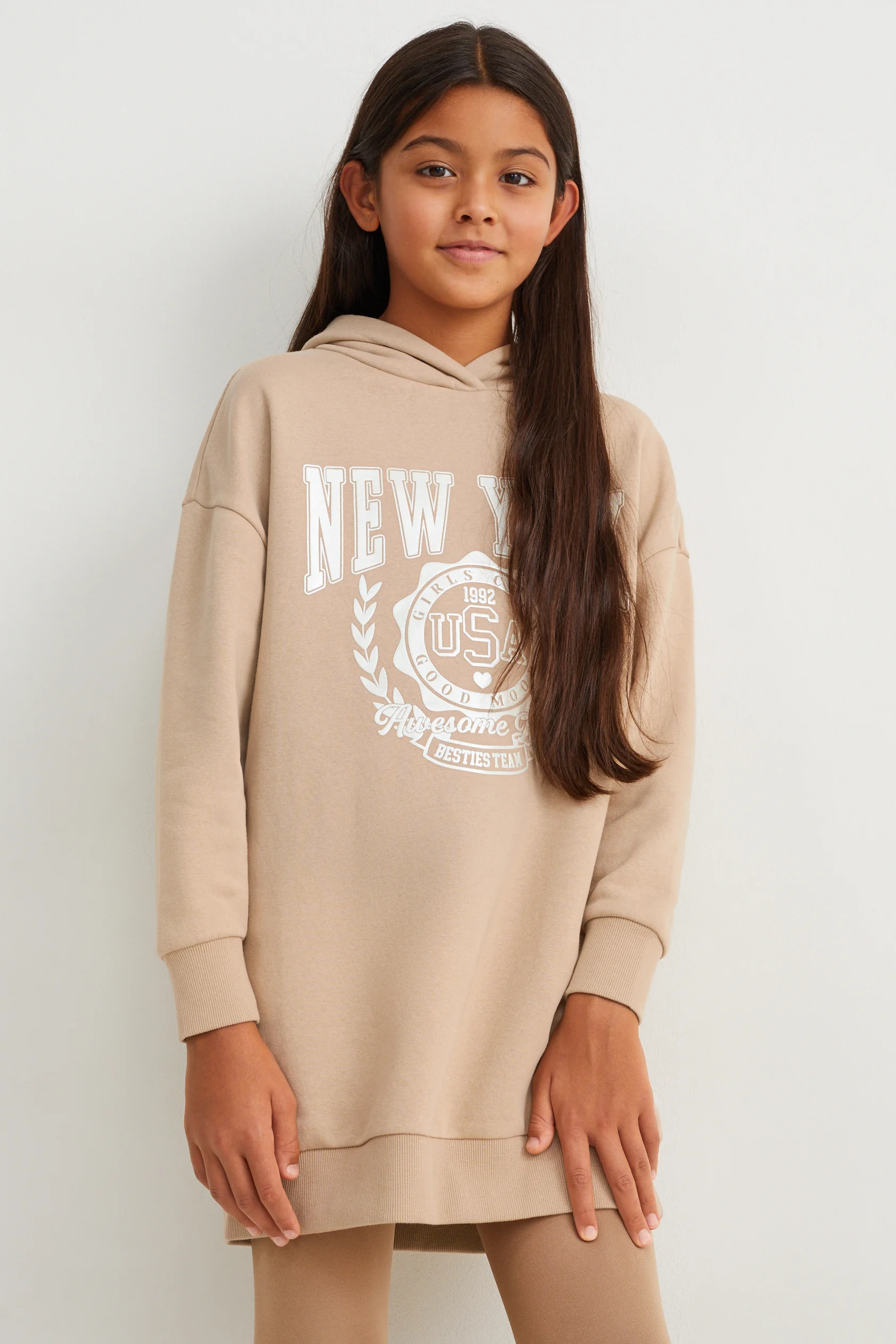 Sweatshirt dress with hood