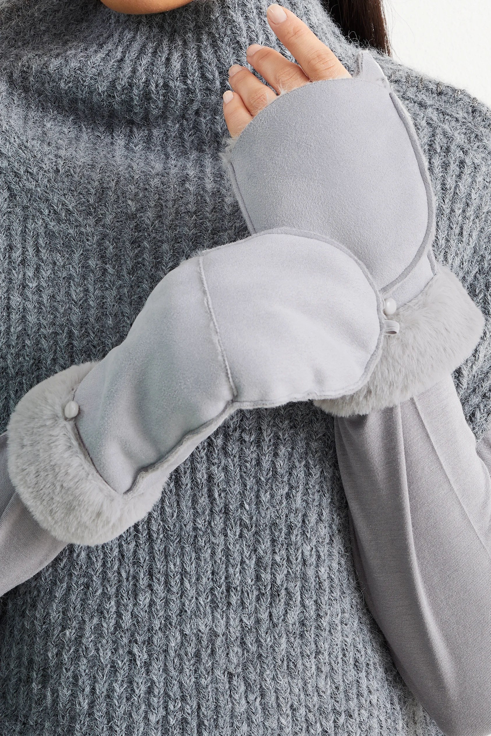 Mittens - faux suede