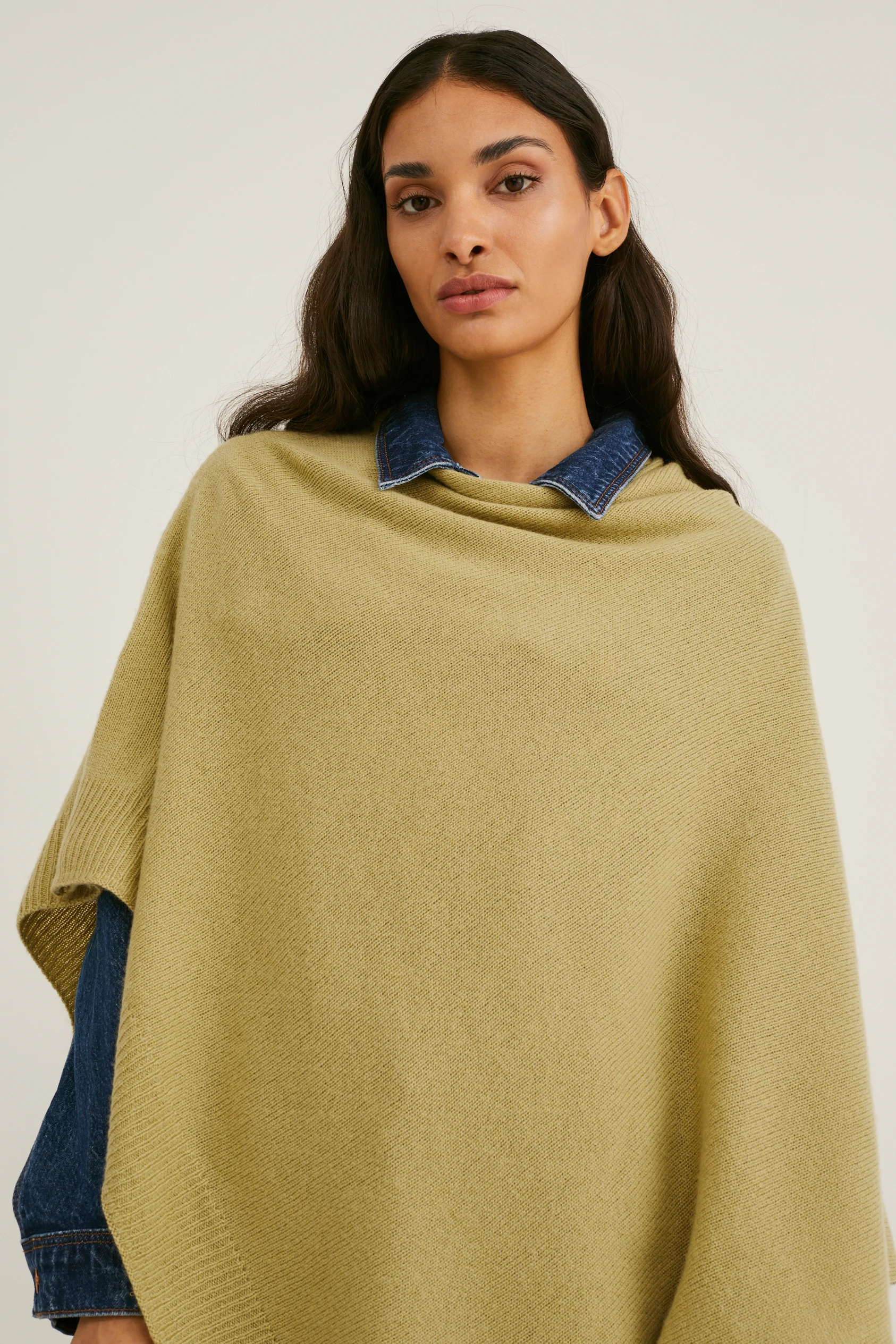 Poncho with cashmere - wool blend
