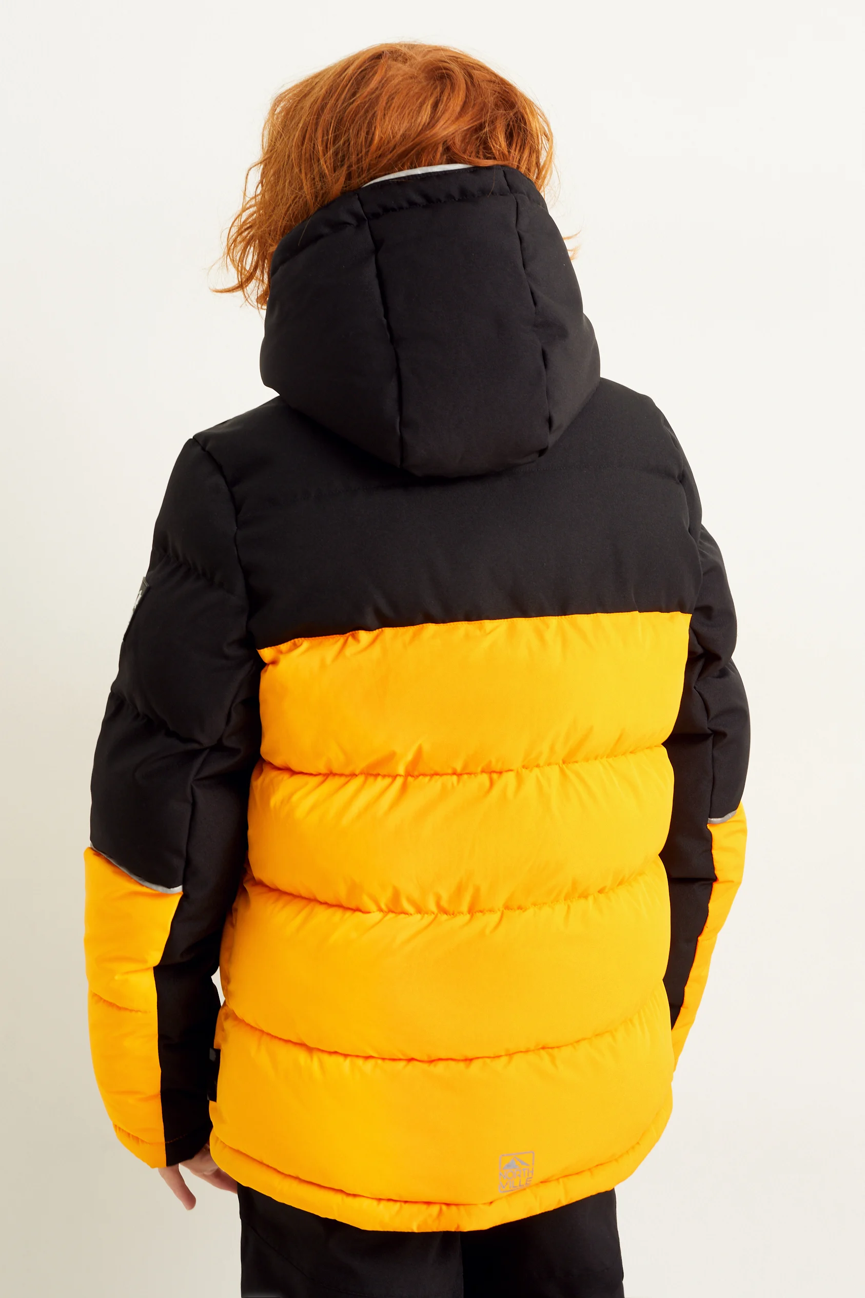 Ski jacket with hood