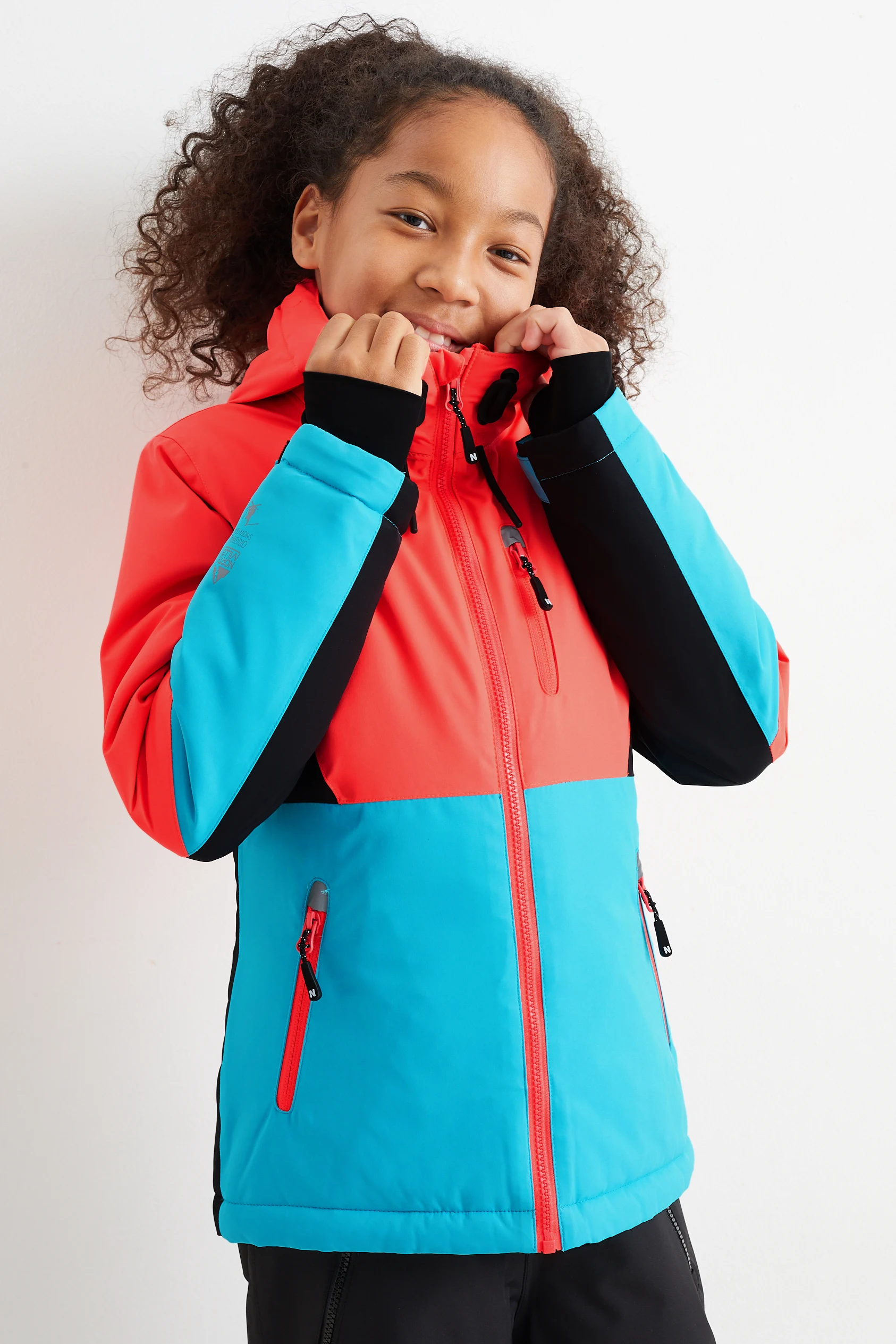 Ski jacket with hood