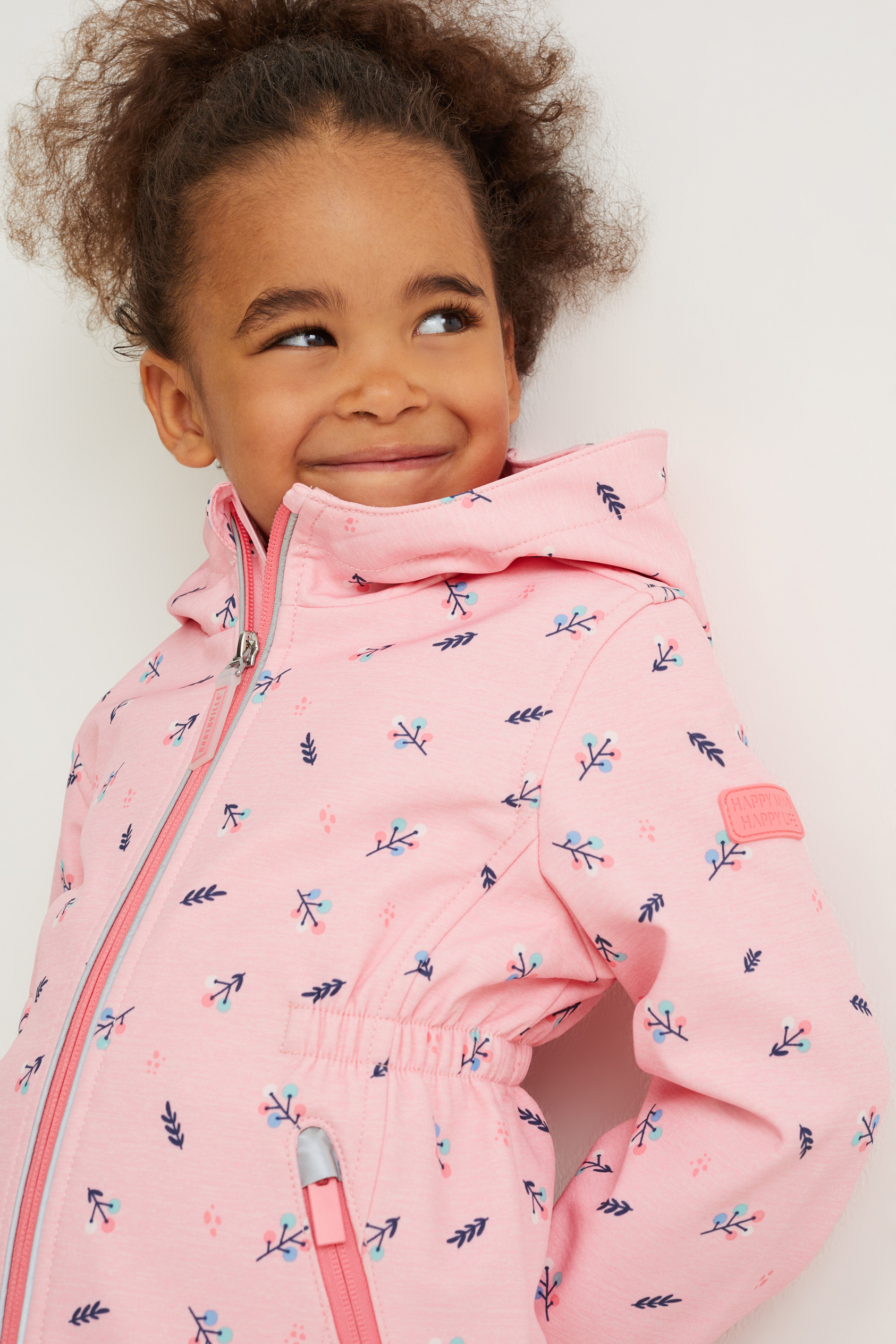 Softshell jacket with hood