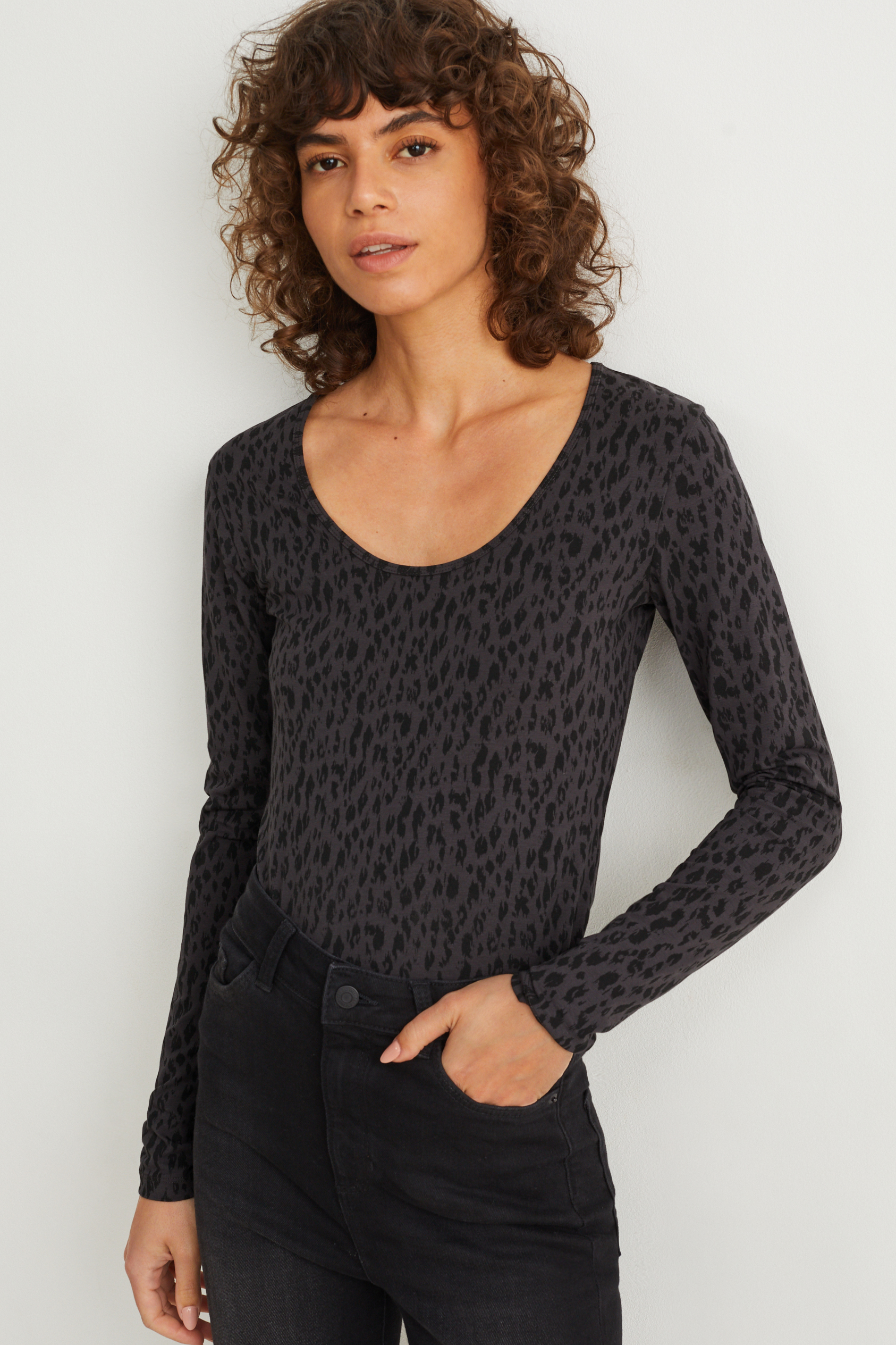 Basic long sleeve top - patterned