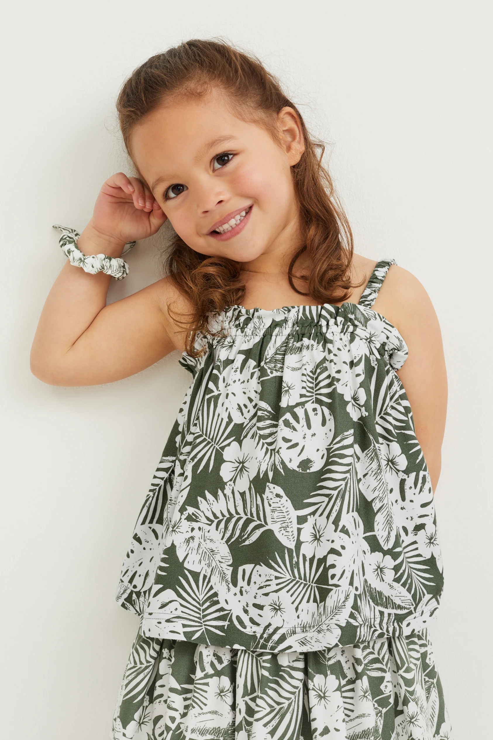 Set - top and scrunchie - 2 piece - patterned