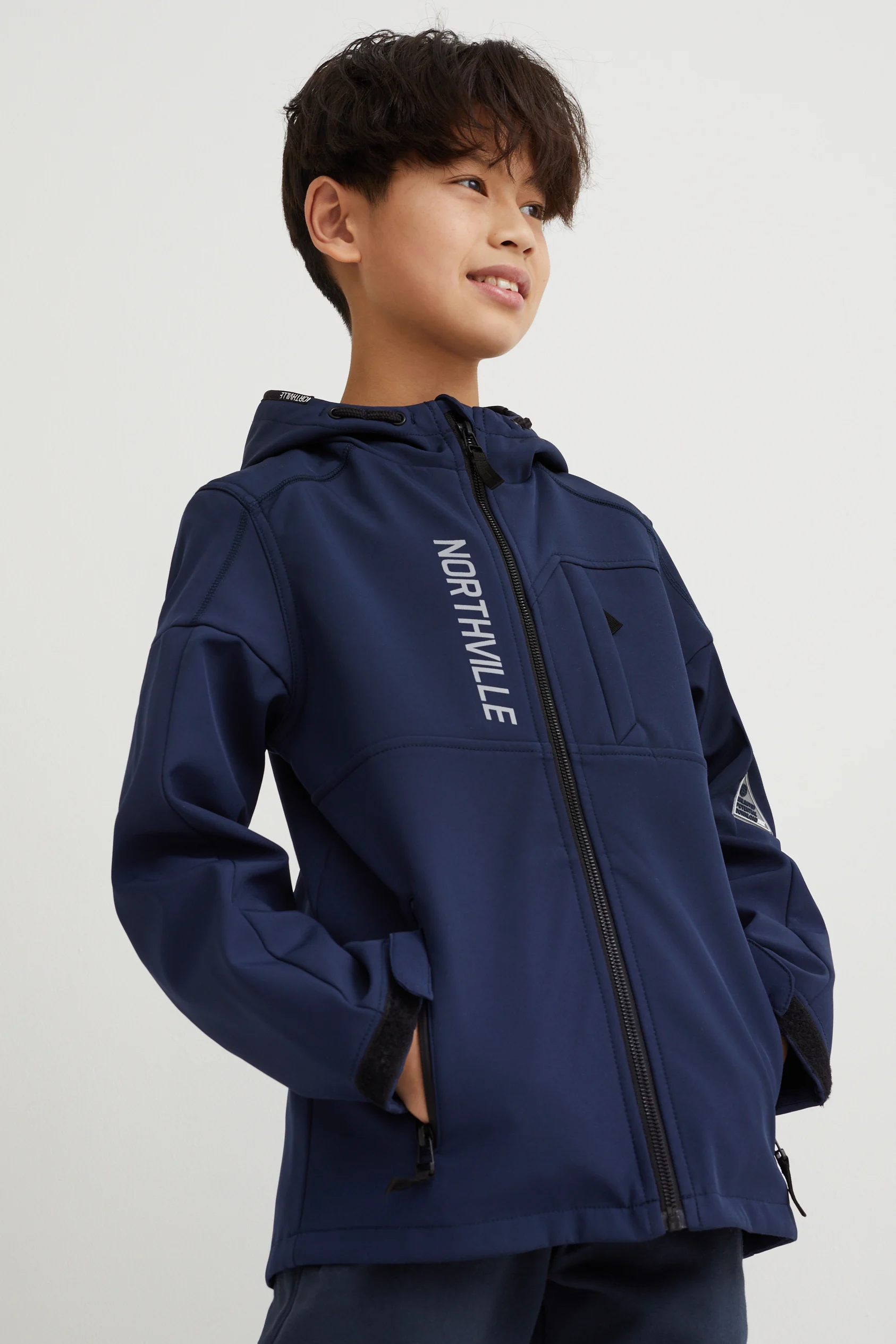 Softshell jacket with hood