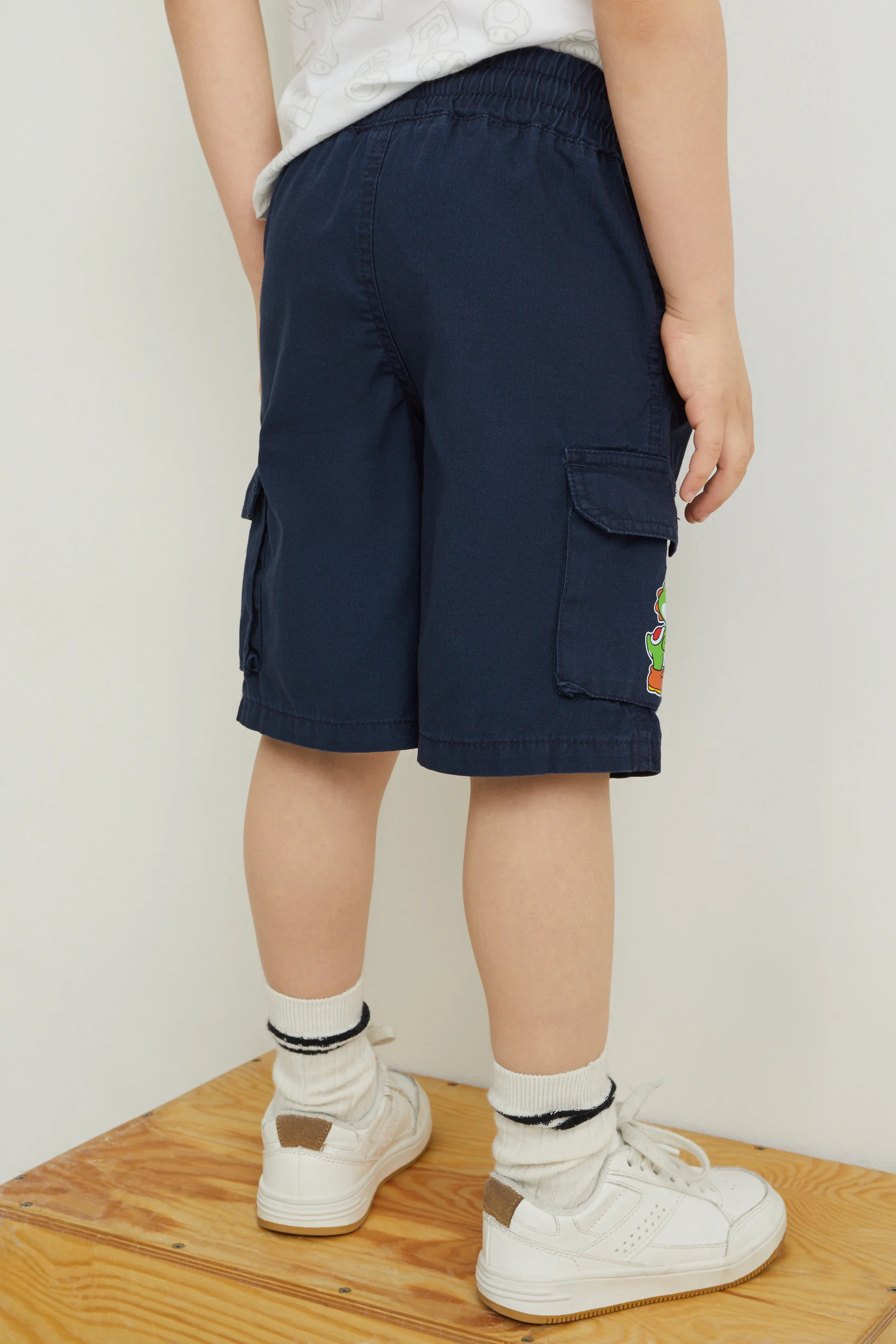 Super Mario - cargo shorts