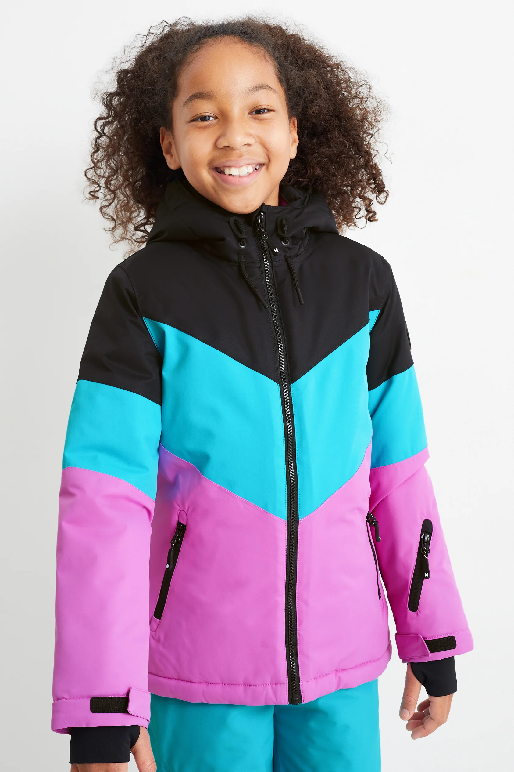 Ski jacket with hood