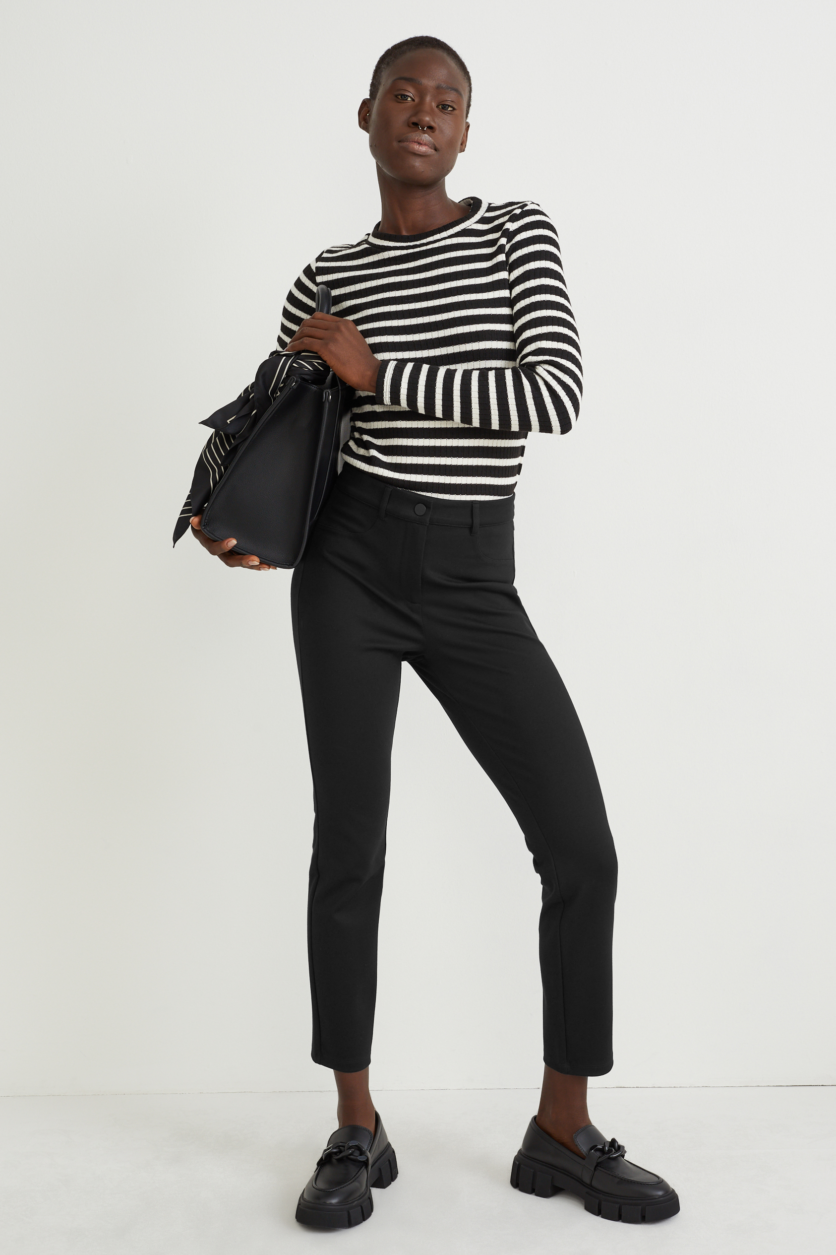 Cloth trousers - high waist - regular fit